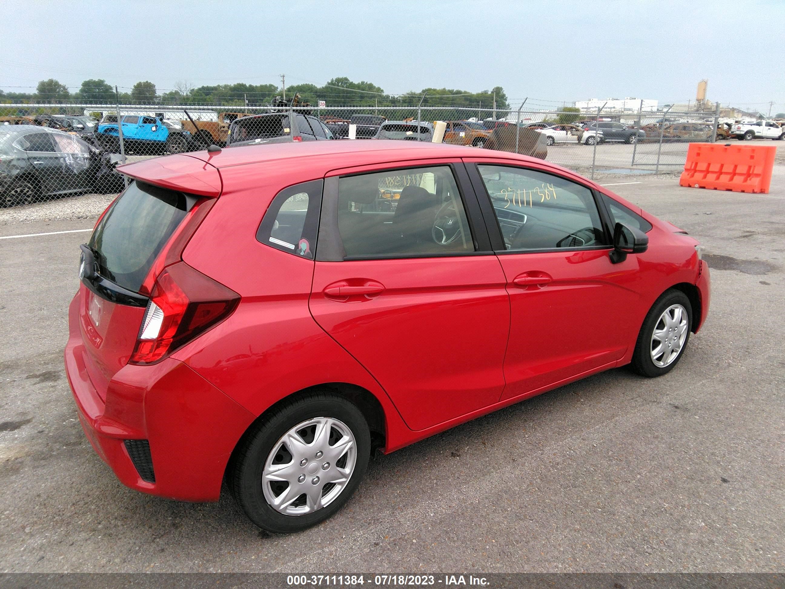 Photo 3 VIN: JHMGK5H55GX037972 - HONDA FIT 