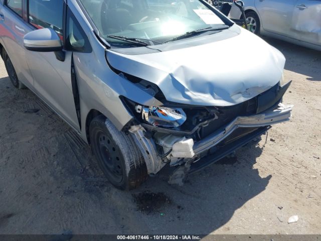 Photo 5 VIN: JHMGK5H56GS006078 - HONDA FIT 