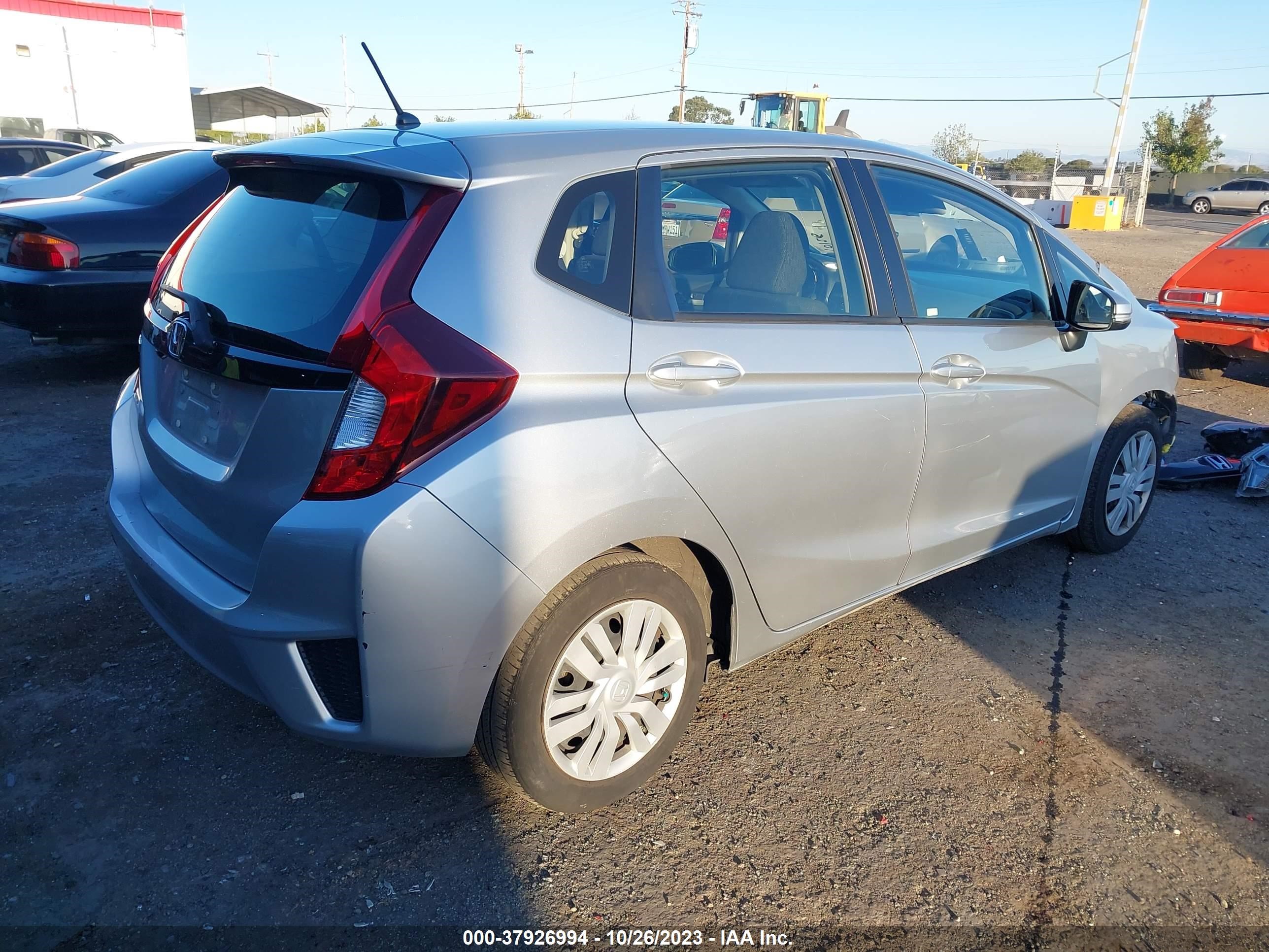 Photo 3 VIN: JHMGK5H56GX039469 - HONDA FIT 