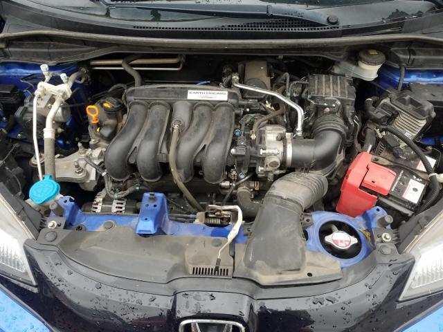 Photo 6 VIN: JHMGK5H57GX037696 - HONDA FIT LX 