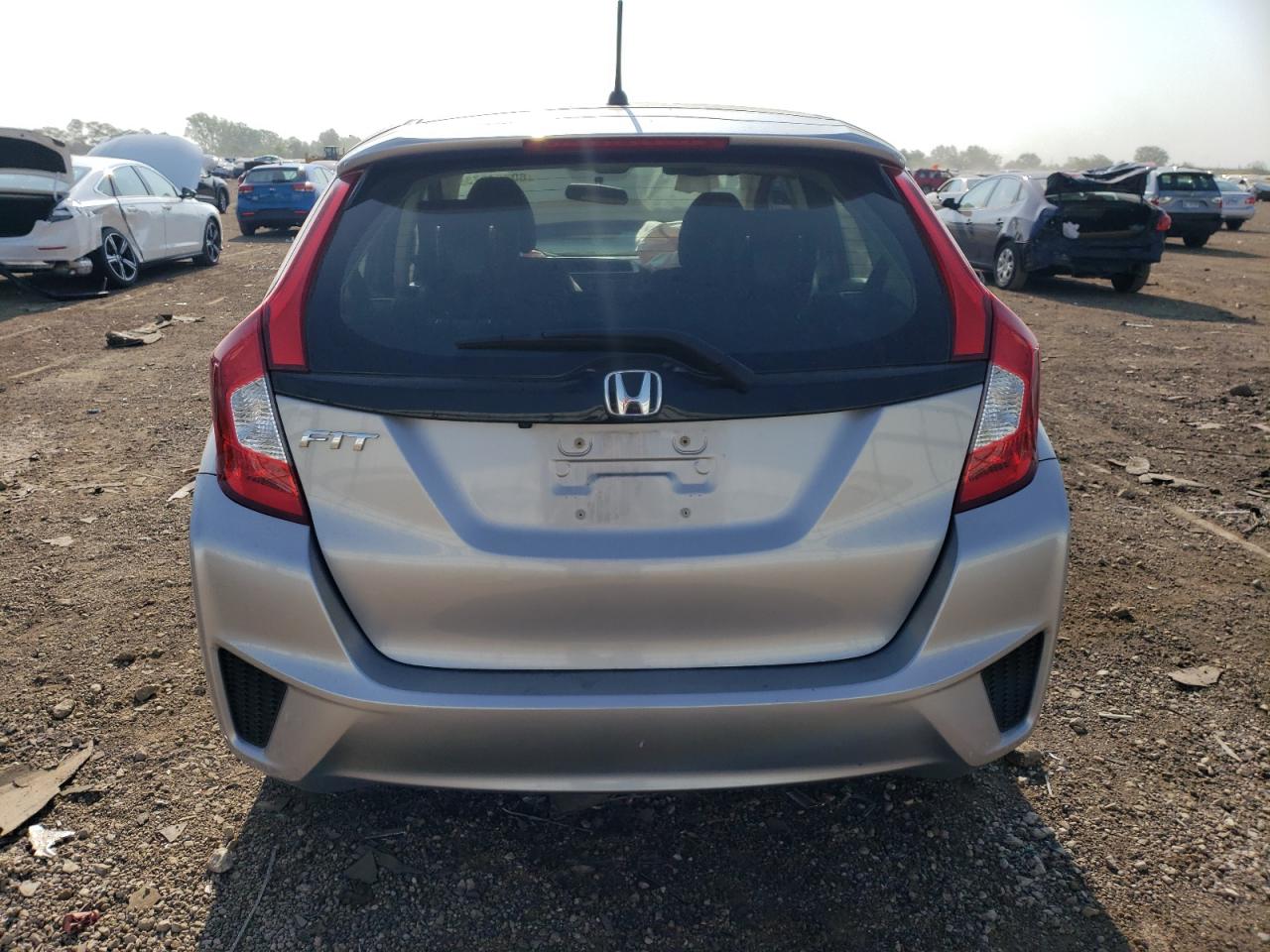 Photo 5 VIN: JHMGK5H58HS022722 - HONDA FIT 