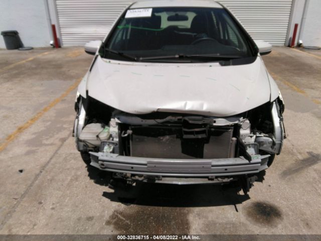 Photo 5 VIN: JHMGK5H59GX010984 - HONDA FIT 