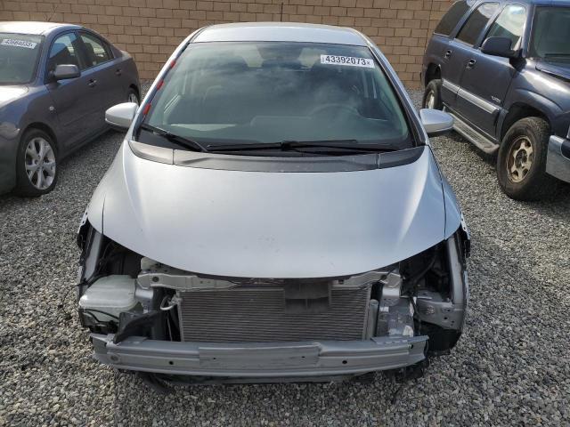 Photo 4 VIN: JHMGK5H59GX015585 - HONDA FIT LX 