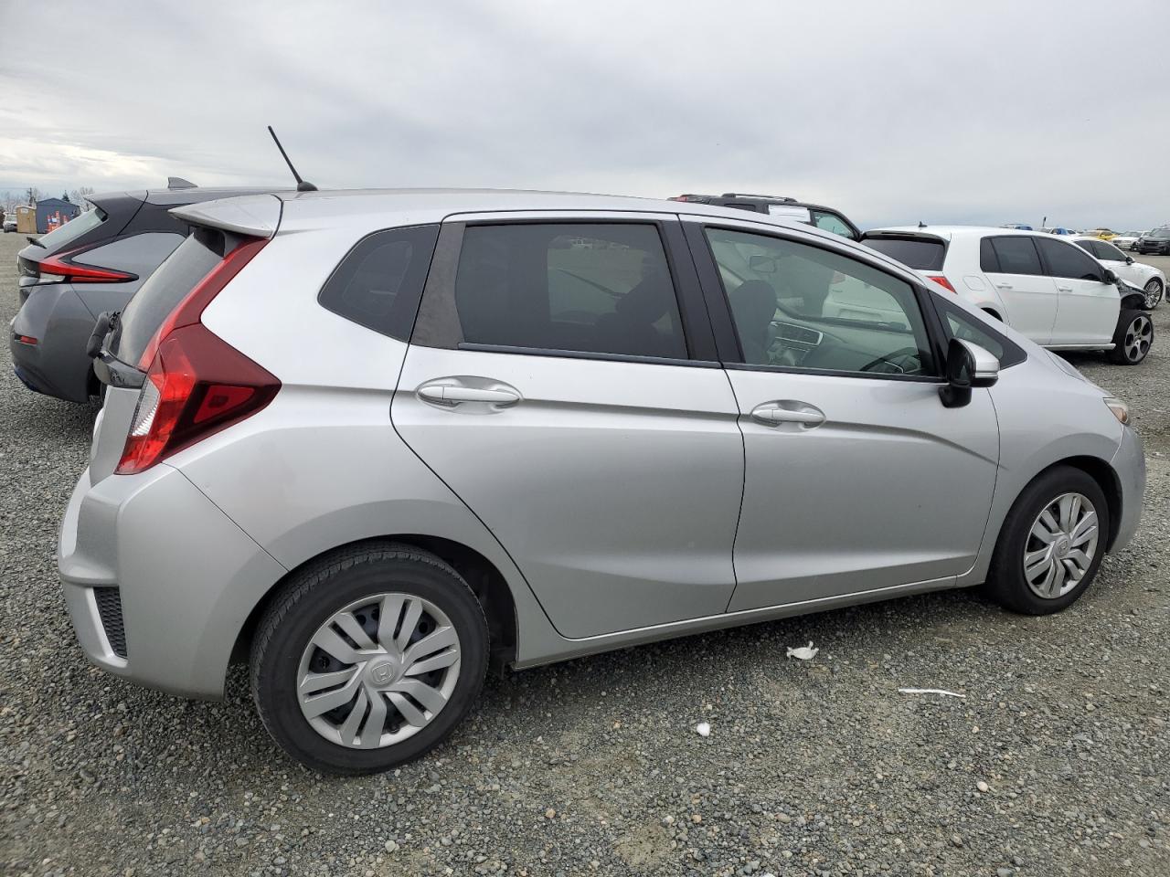 Photo 2 VIN: JHMGK5H5XGX014705 - HONDA FIT 