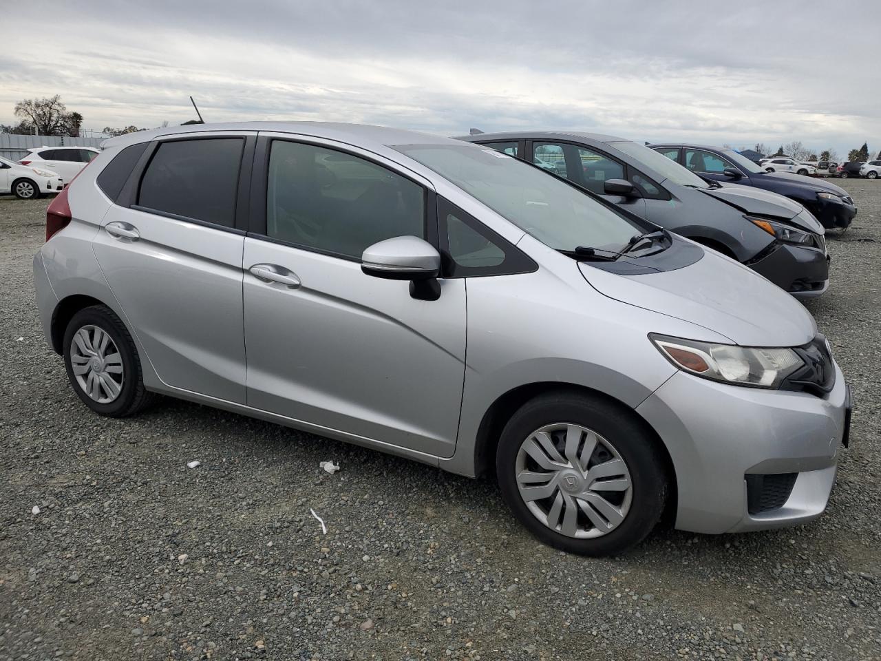 Photo 3 VIN: JHMGK5H5XGX014705 - HONDA FIT 