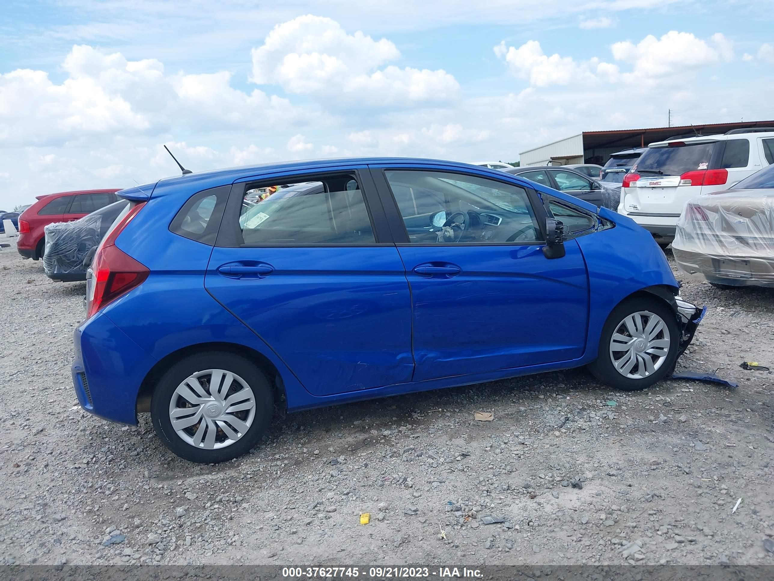 Photo 13 VIN: JHMGK5H5XHS010510 - HONDA FIT 