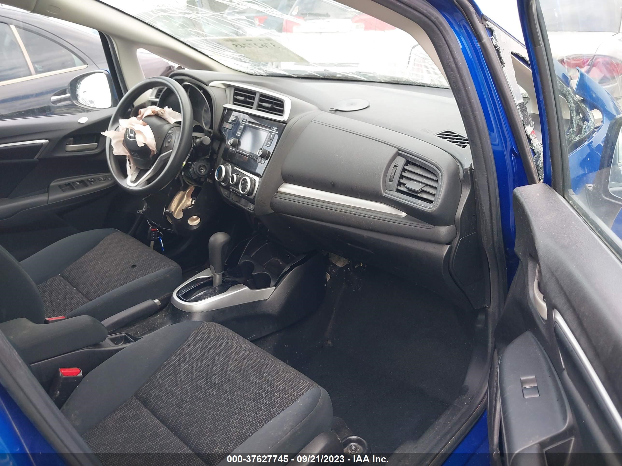 Photo 4 VIN: JHMGK5H5XHS010510 - HONDA FIT 