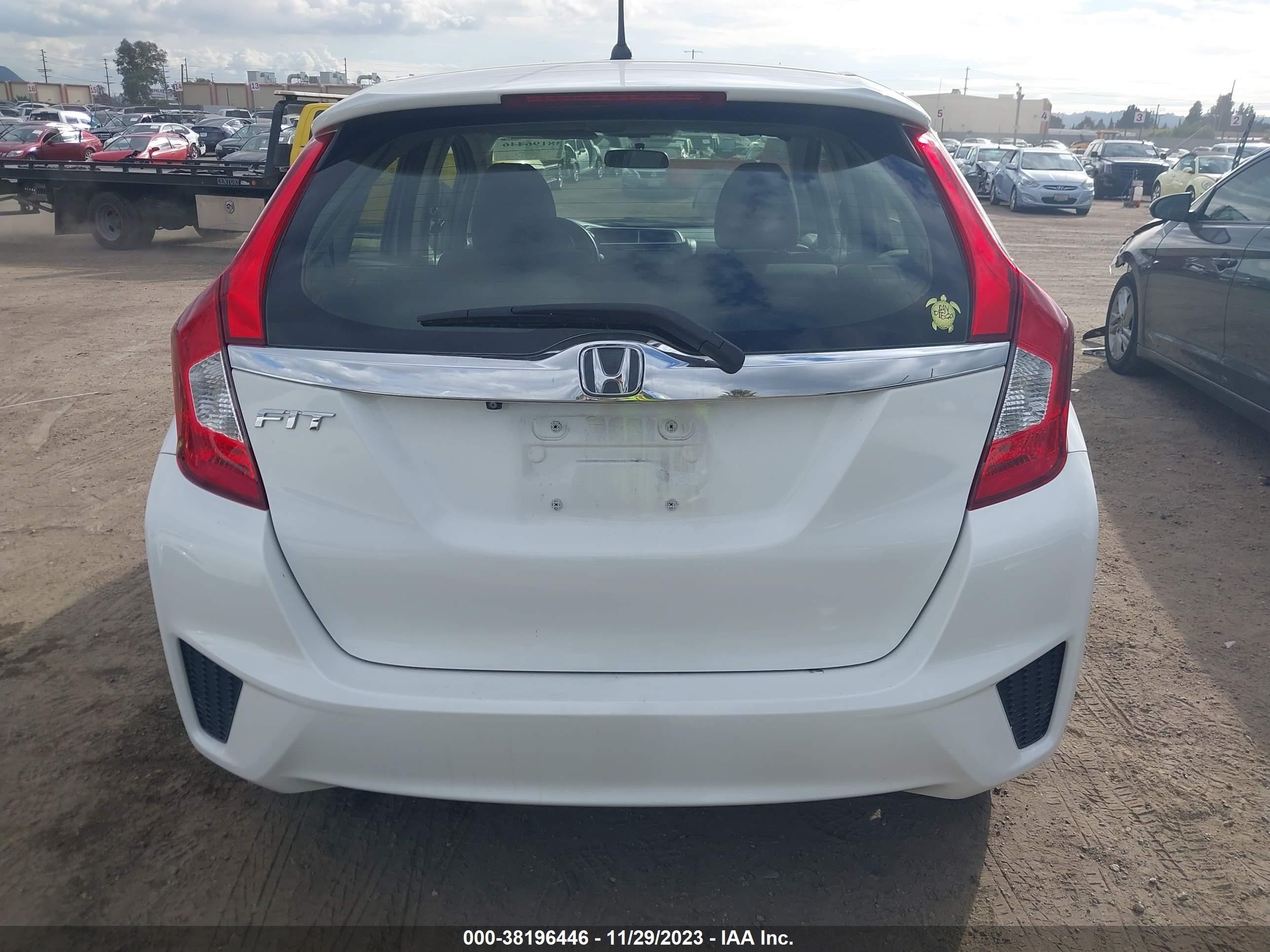 Photo 16 VIN: JHMGK5H70HS003860 - HONDA FIT 