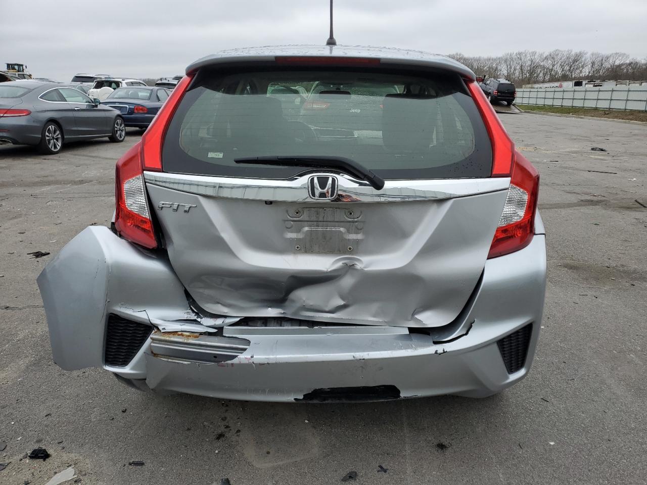 Photo 5 VIN: JHMGK5H75HS023408 - HONDA FIT 