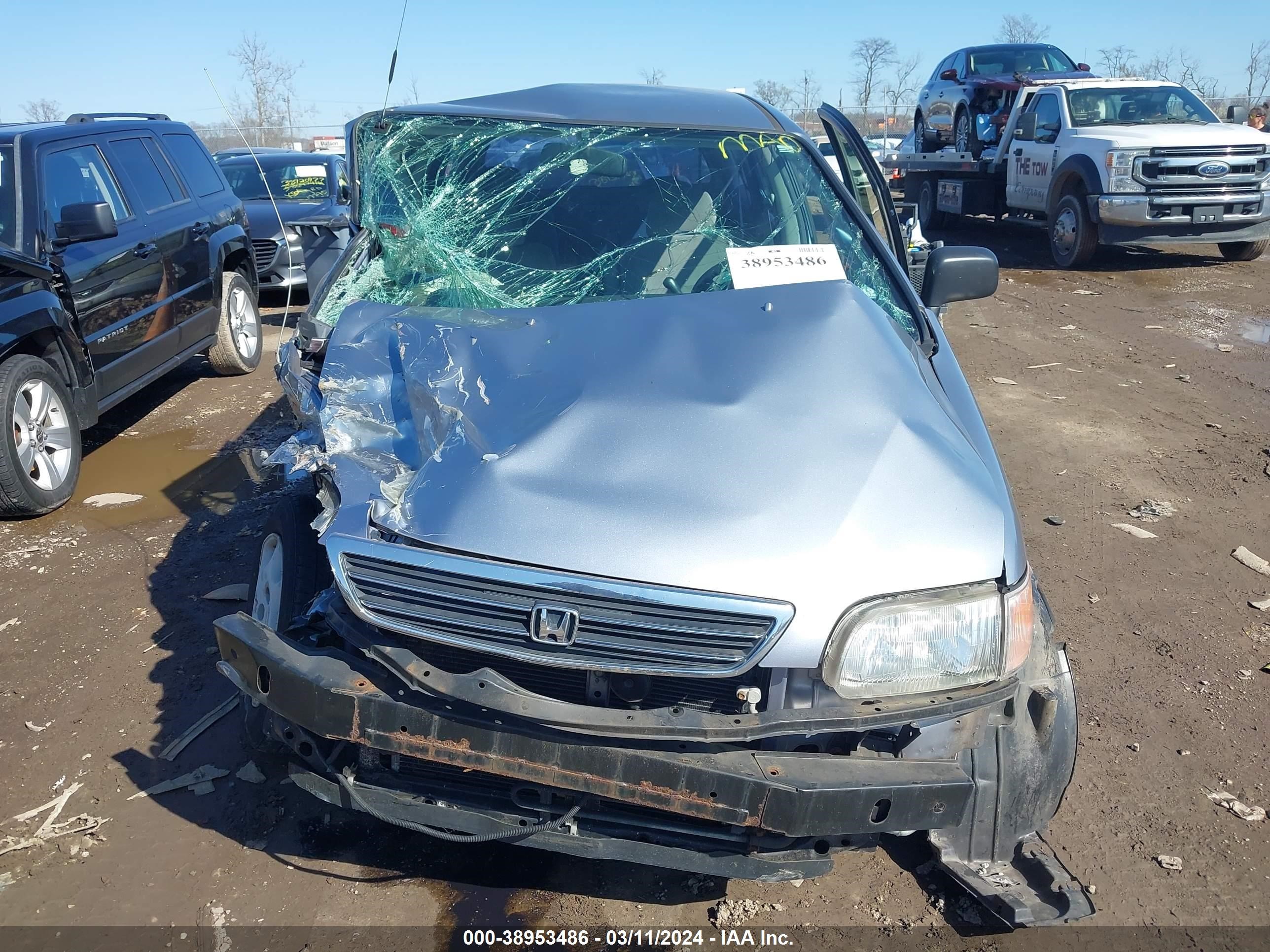 Photo 11 VIN: JHMRA3844WC013661 - HONDA ODYSSEY 