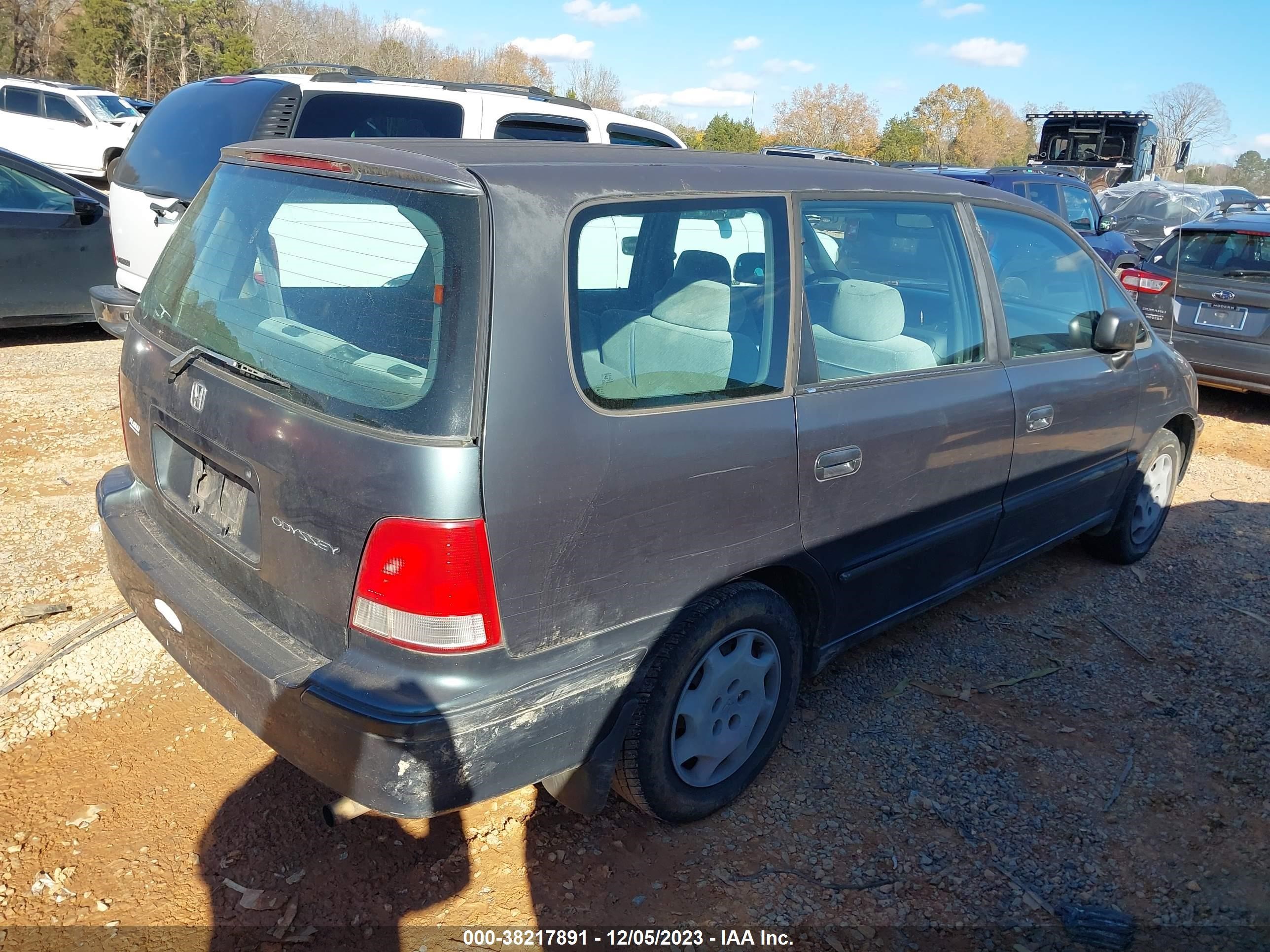 Photo 3 VIN: JHMRA3862WC008198 - HONDA ODYSSEY 