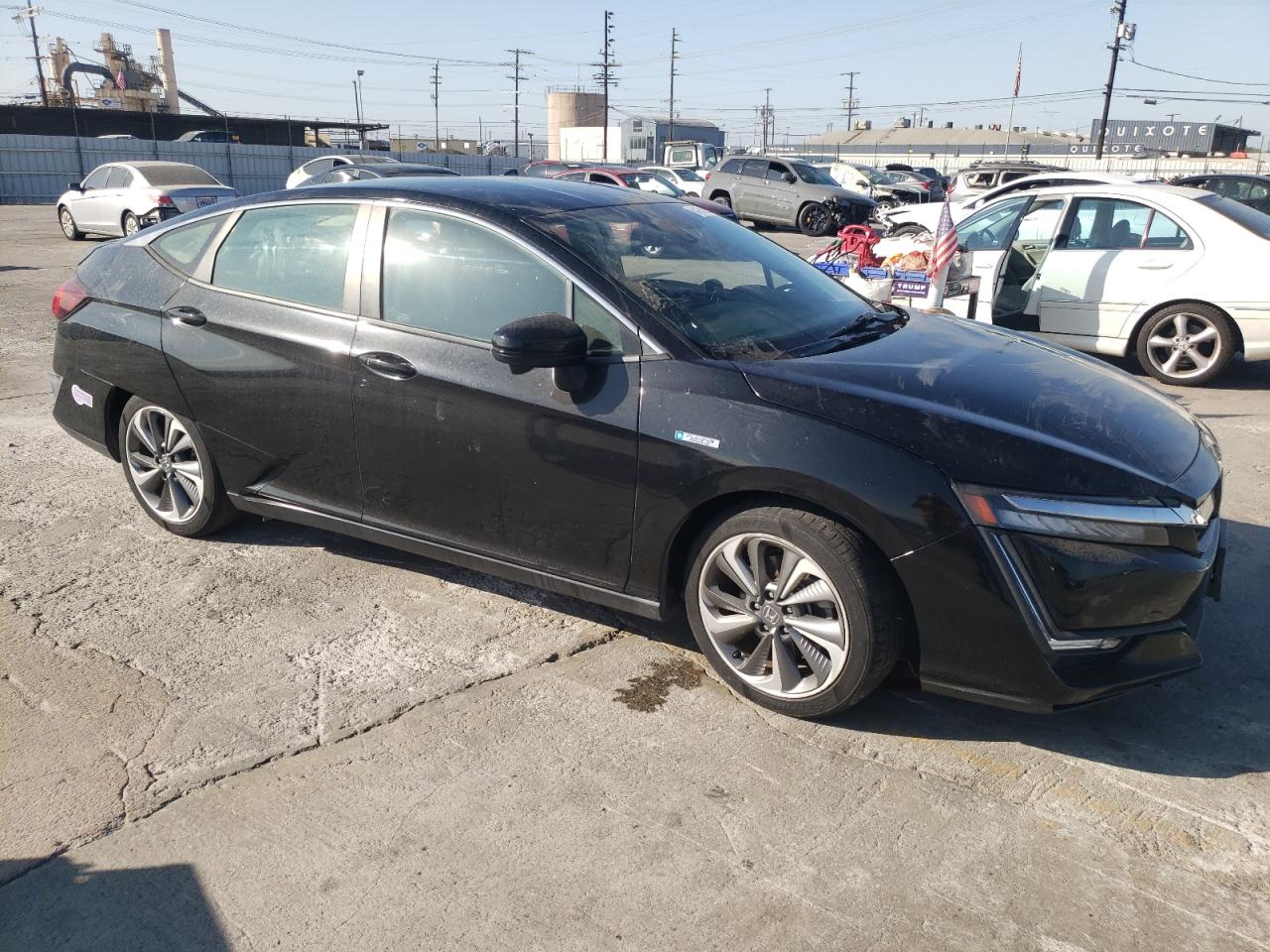 Photo 3 VIN: JHMZC5F10JC019657 - HONDA CLARITY 