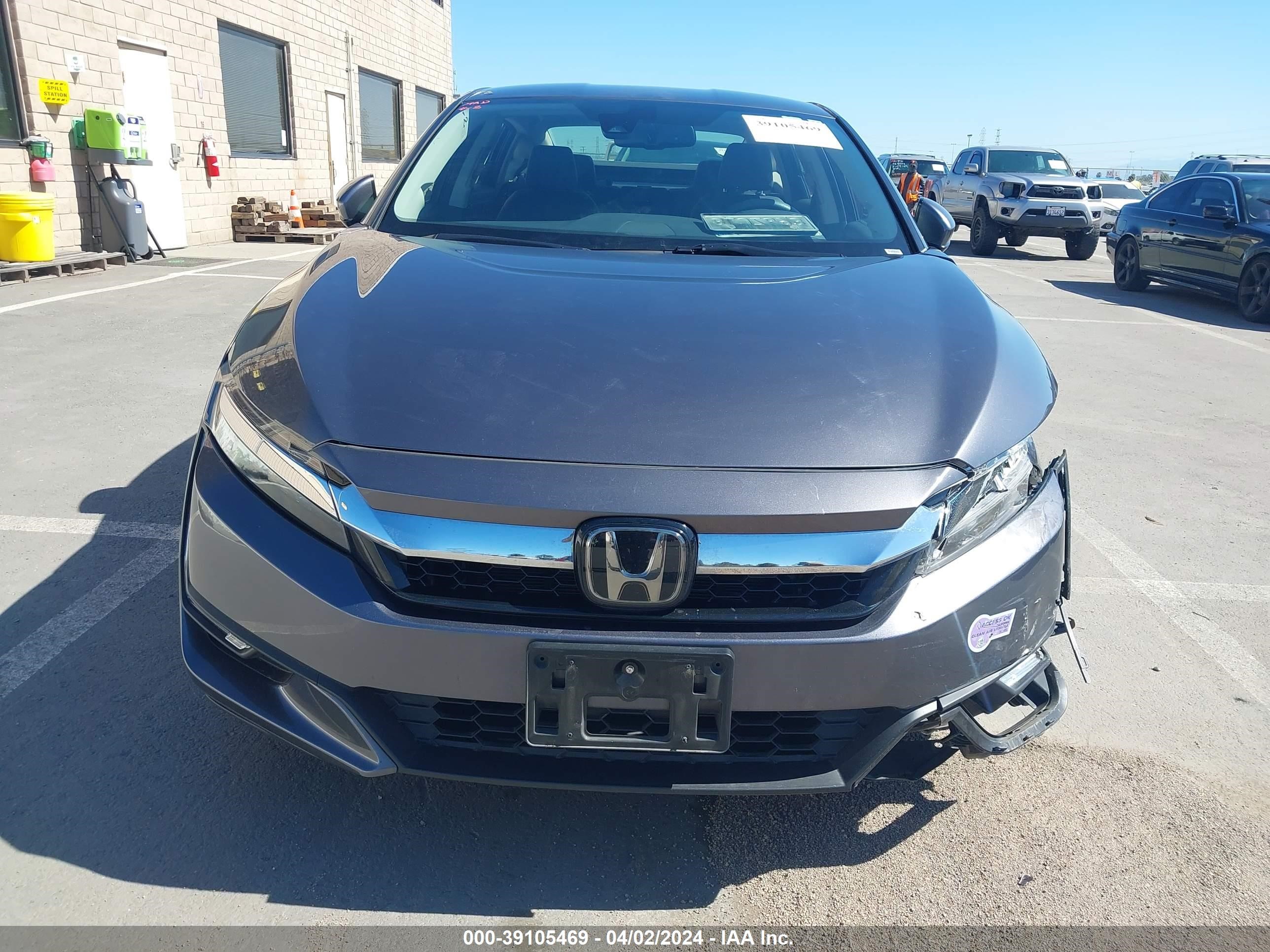 Photo 11 VIN: JHMZC5F10KC002732 - HONDA CLARITY 