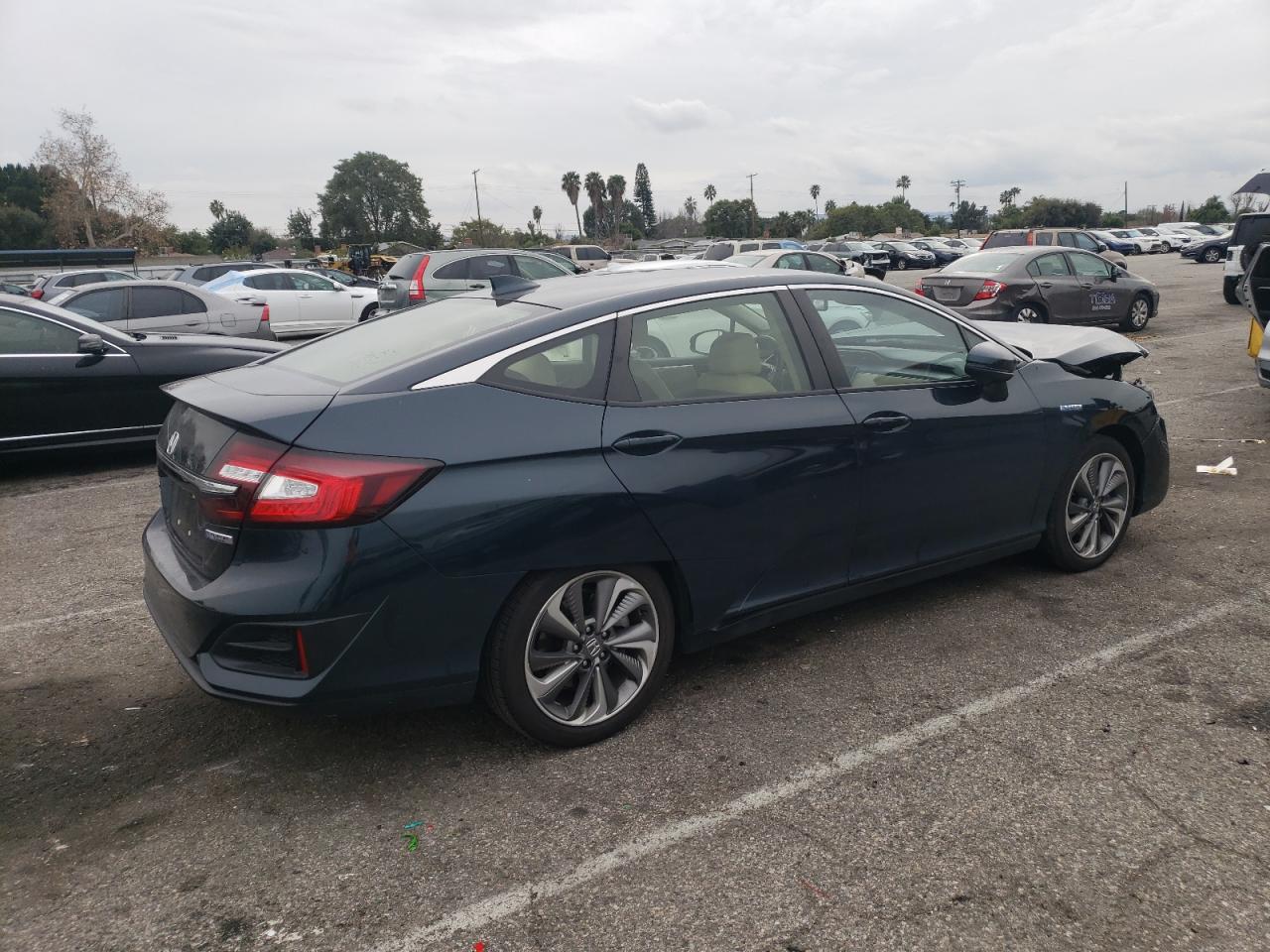 Photo 2 VIN: JHMZC5F11LC000179 - HONDA CLARITY 