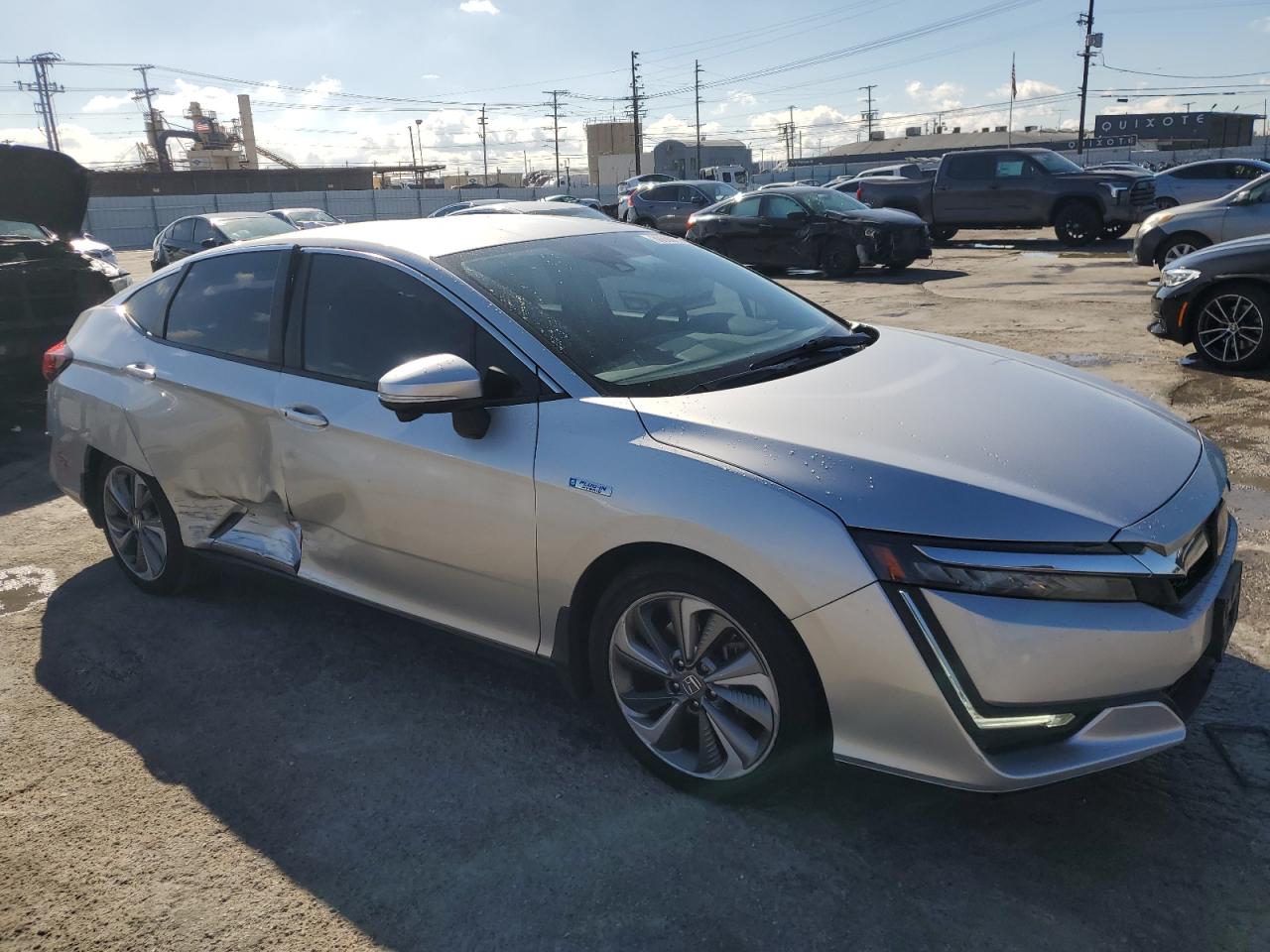 Photo 3 VIN: JHMZC5F12JC017764 - HONDA CLARITY 