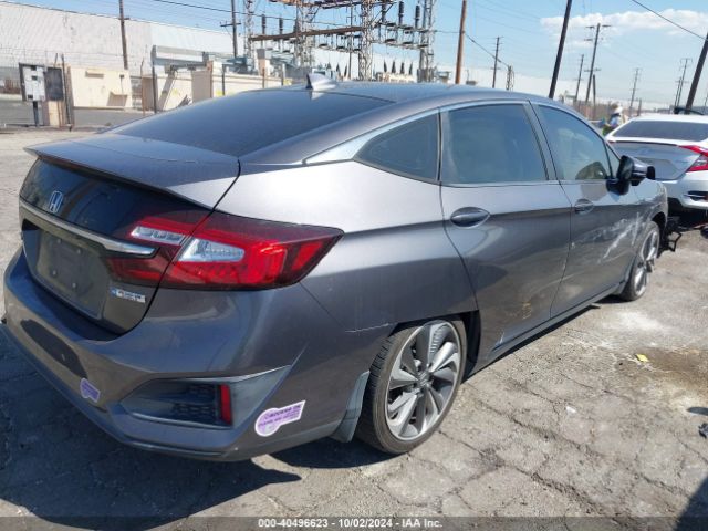 Photo 3 VIN: JHMZC5F13JC016817 - HONDA CLARITY 