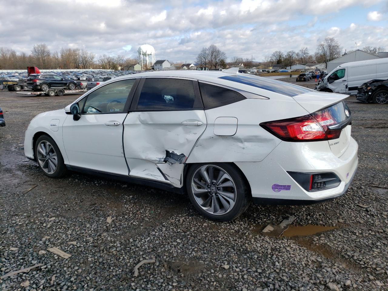 Photo 1 VIN: JHMZC5F14JC019810 - HONDA CLARITY 