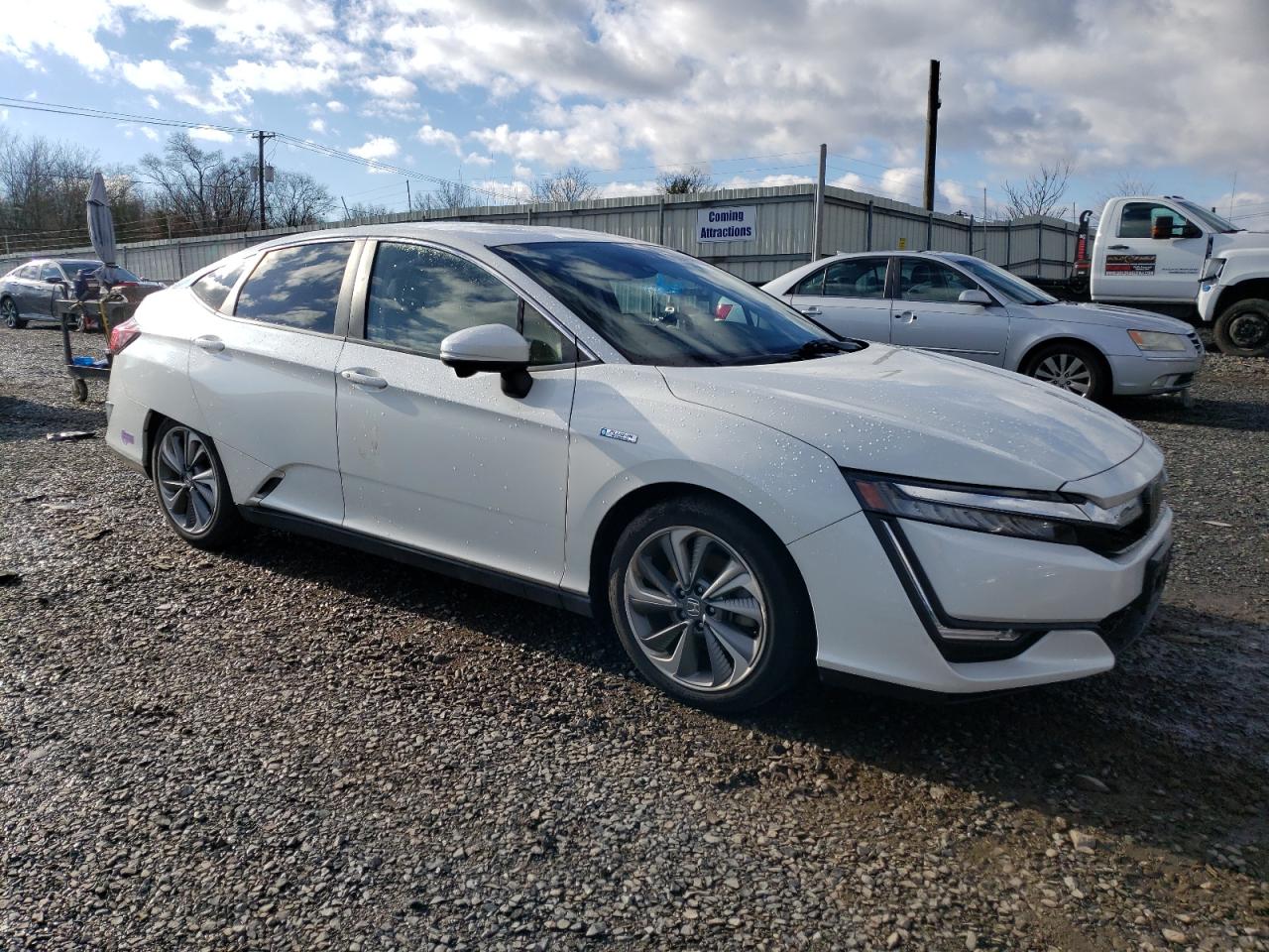 Photo 3 VIN: JHMZC5F14JC019810 - HONDA CLARITY 