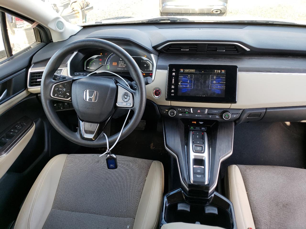 Photo 7 VIN: JHMZC5F14JC019810 - HONDA CLARITY 