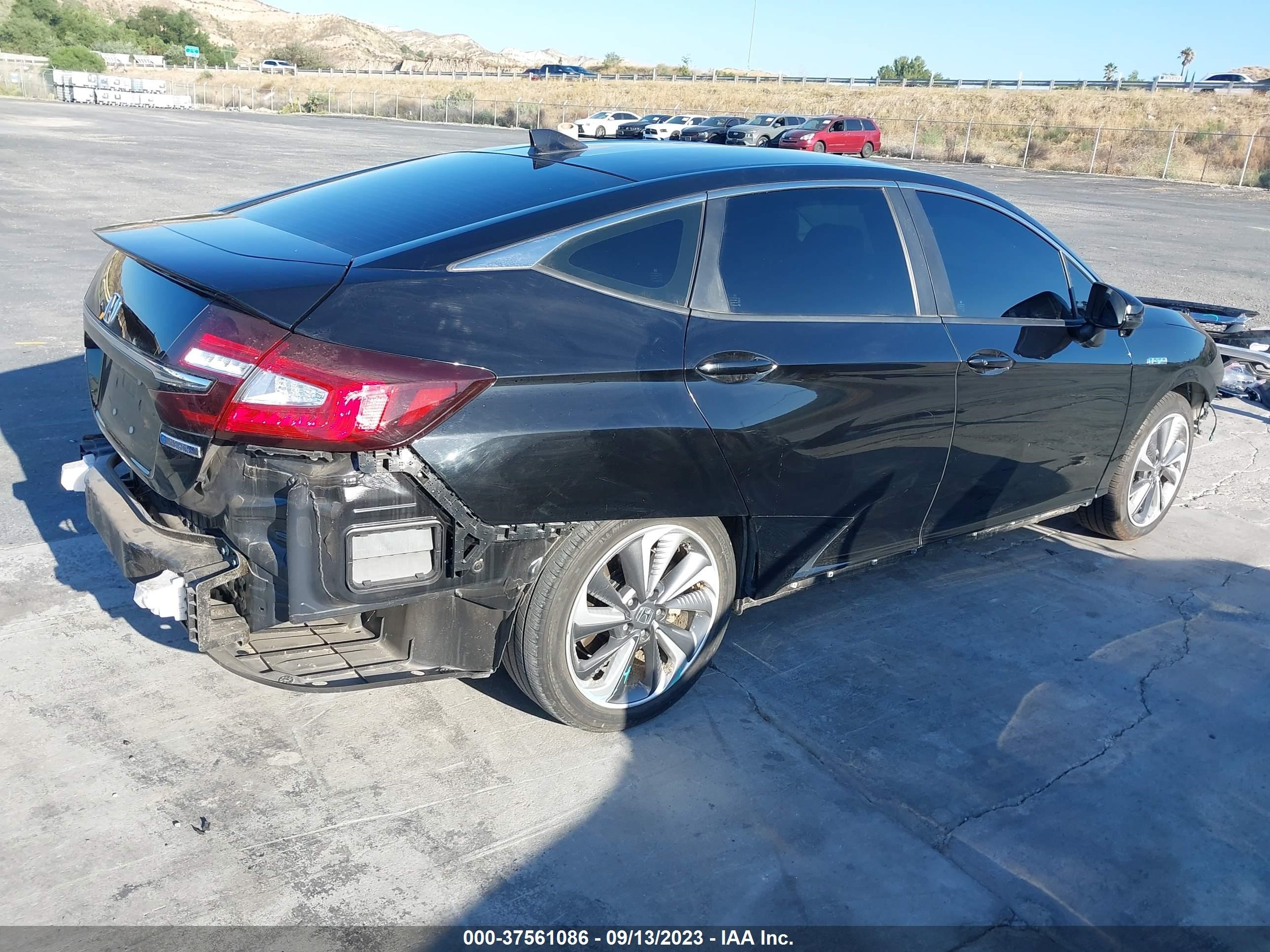 Photo 3 VIN: JHMZC5F14LC000354 - HONDA CLARITY 