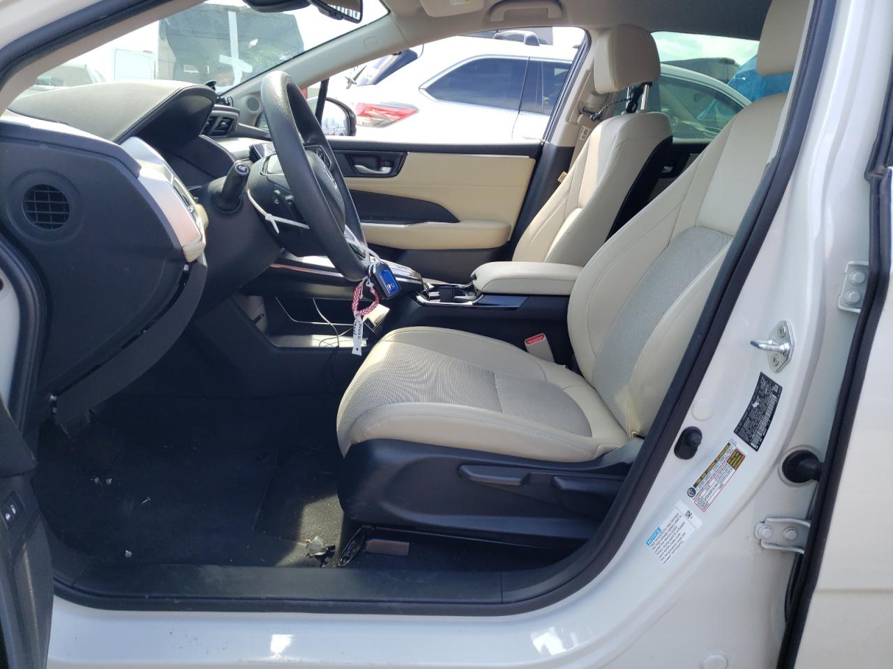 Photo 6 VIN: JHMZC5F15JC008184 - HONDA CLARITY 