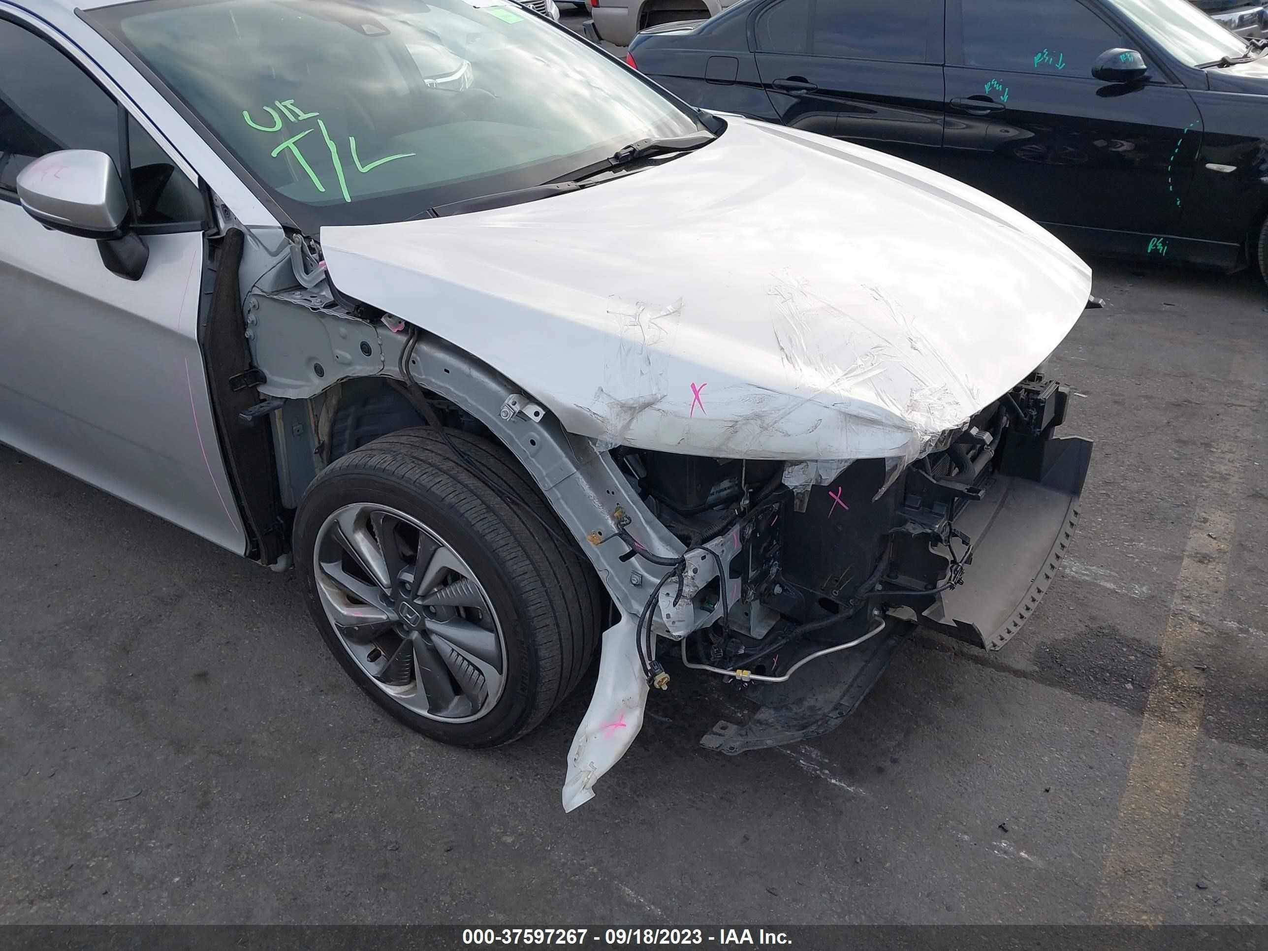 Photo 5 VIN: JHMZC5F15JC017726 - HONDA CLARITY 