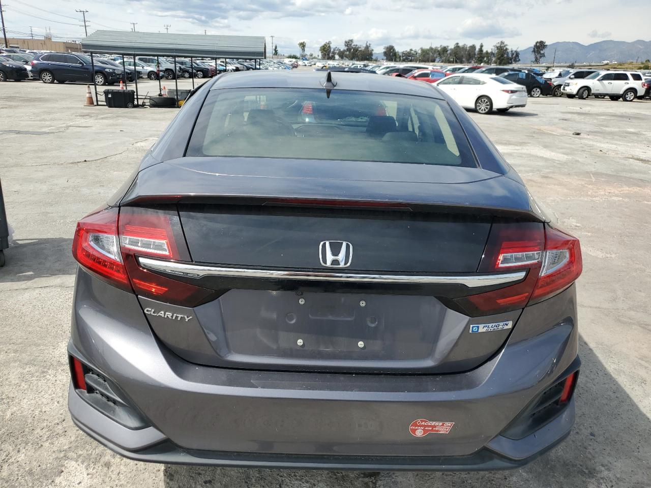 Photo 5 VIN: JHMZC5F15JC018147 - HONDA CLARITY 