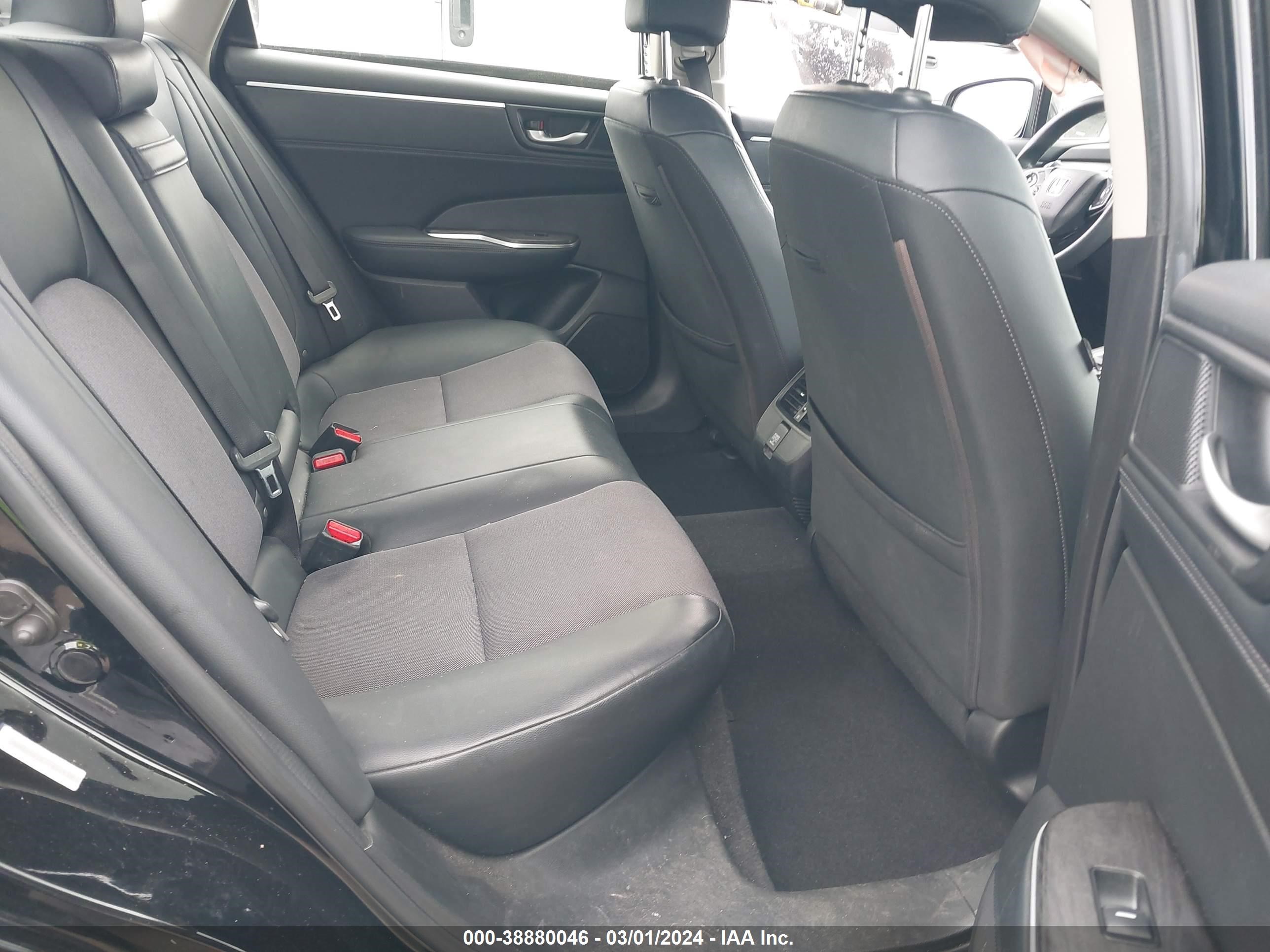 Photo 7 VIN: JHMZC5F16JC006539 - HONDA CLARITY 