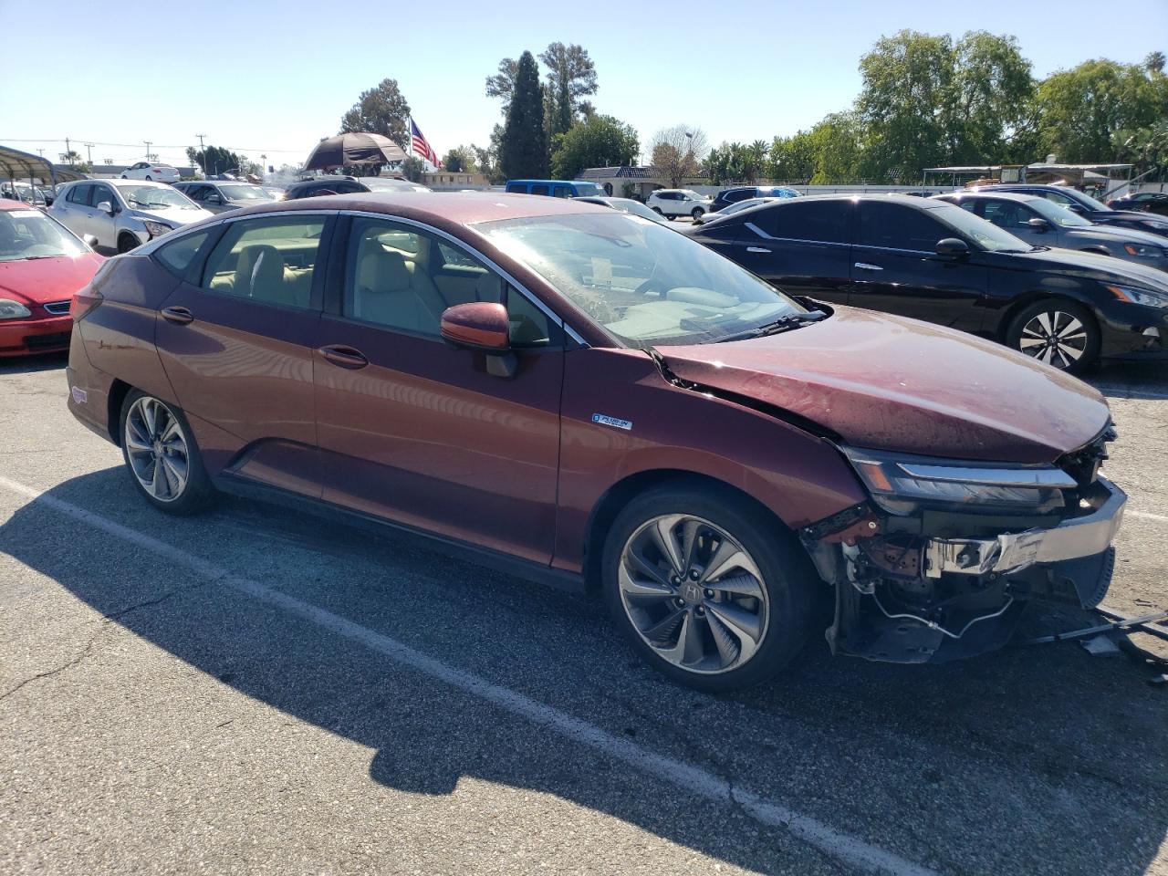 Photo 3 VIN: JHMZC5F18JC013539 - HONDA CLARITY 