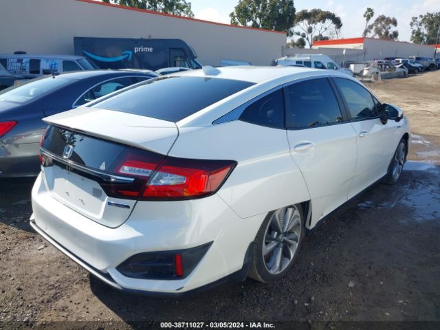 Photo 3 VIN: JHMZC5F18JC020197 - HONDA CLARITY PLUG-IN HYBRID 