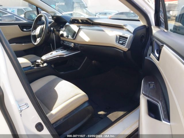 Photo 4 VIN: JHMZC5F18JC020197 - HONDA CLARITY PLUG-IN HYBRID 