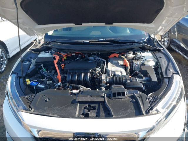 Photo 9 VIN: JHMZC5F18JC020197 - HONDA CLARITY PLUG-IN HYBRID 