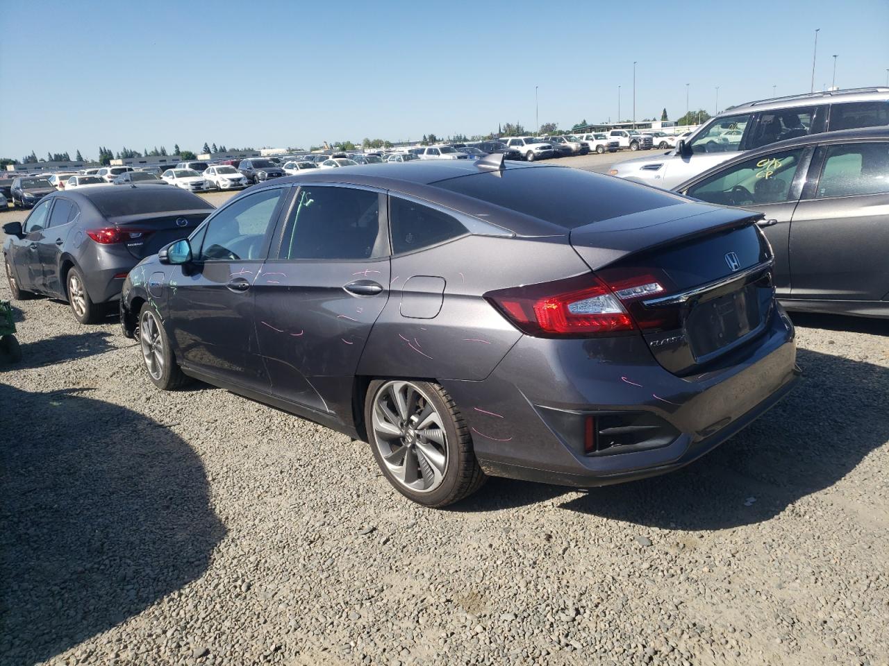 Photo 1 VIN: JHMZC5F19JC007104 - HONDA CLARITY 