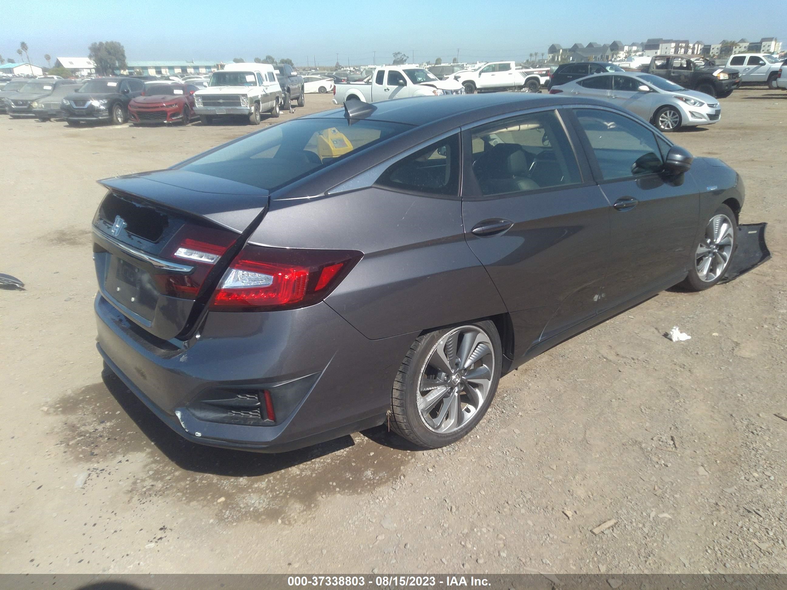 Photo 3 VIN: JHMZC5F1XKC000986 - HONDA CLARITY 