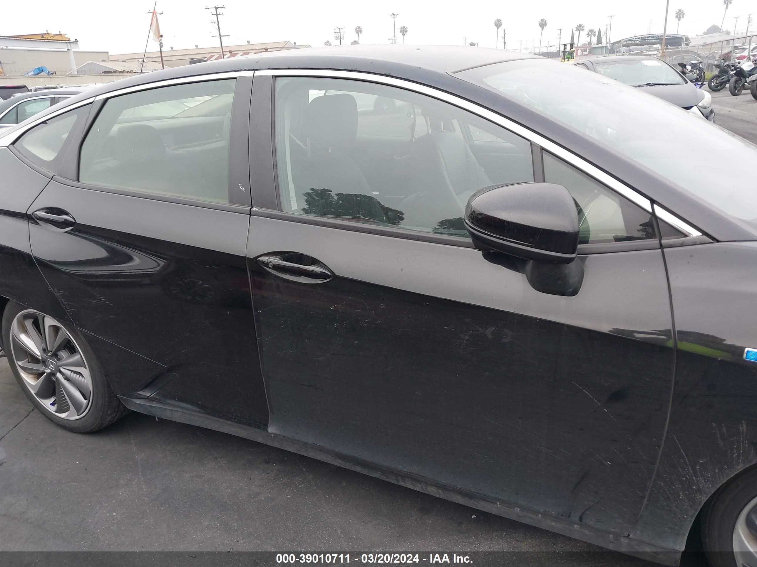 Photo 11 VIN: JHMZC5F1XMC001140 - HONDA CLARITY 