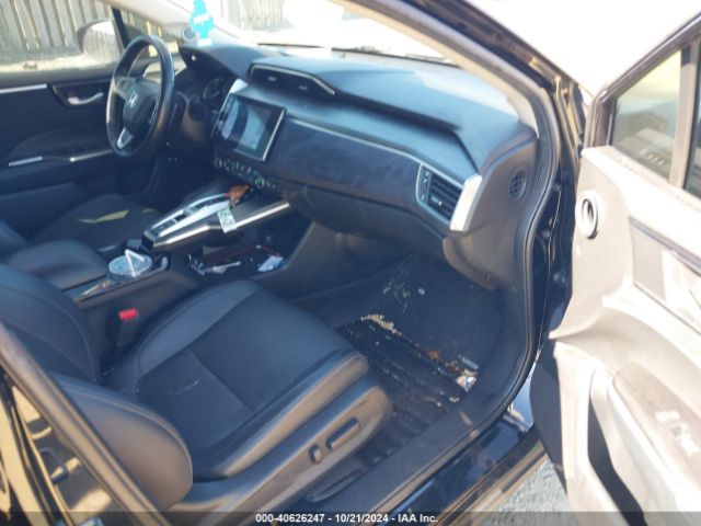 Photo 4 VIN: JHMZC5F30JC001581 - HONDA CLARITY 