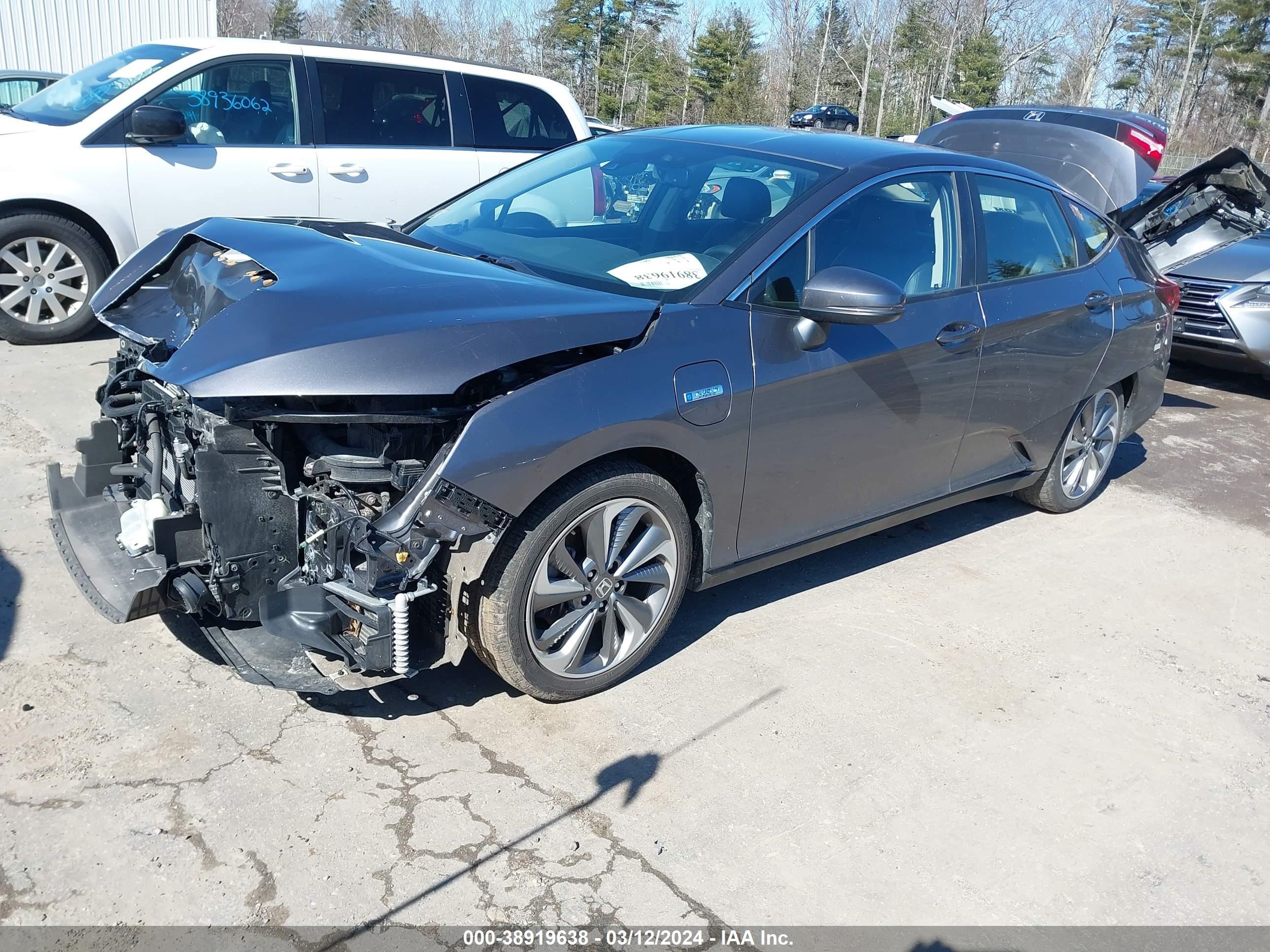 Photo 1 VIN: JHMZC5F30JC004156 - HONDA CLARITY 