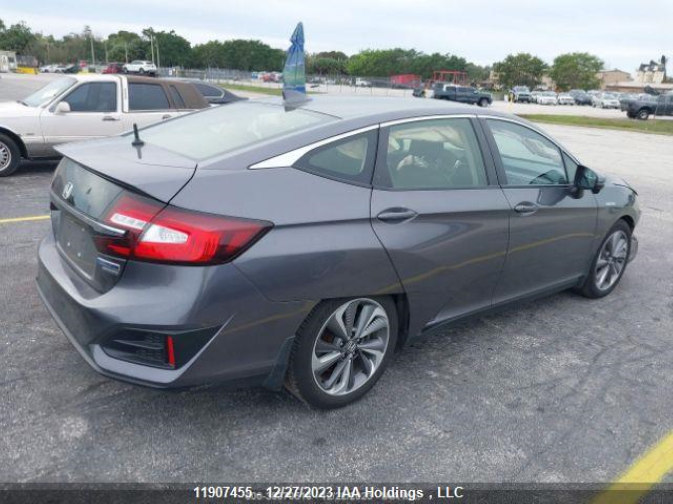 Photo 5 VIN: JHMZC5F31MC800094 - HONDA CLARITY 