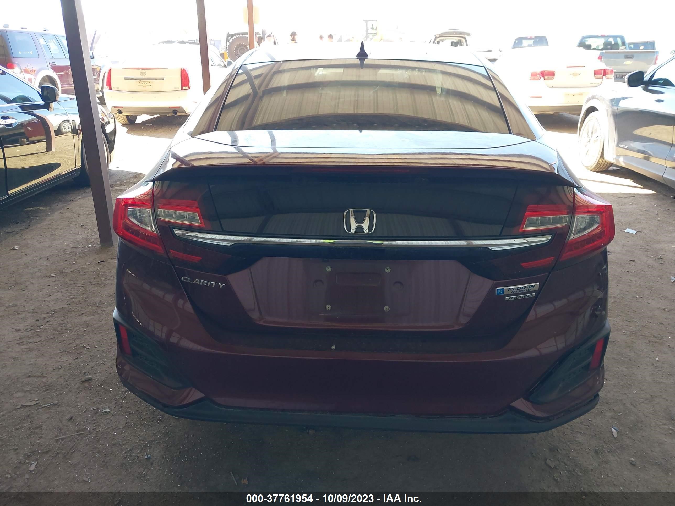 Photo 14 VIN: JHMZC5F32JC006863 - HONDA CLARITY 