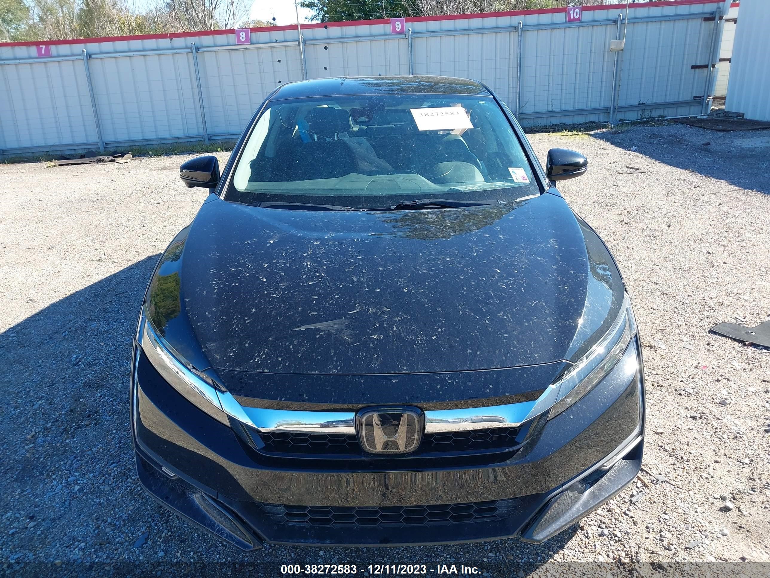 Photo 11 VIN: JHMZC5F32JC015854 - HONDA CLARITY 