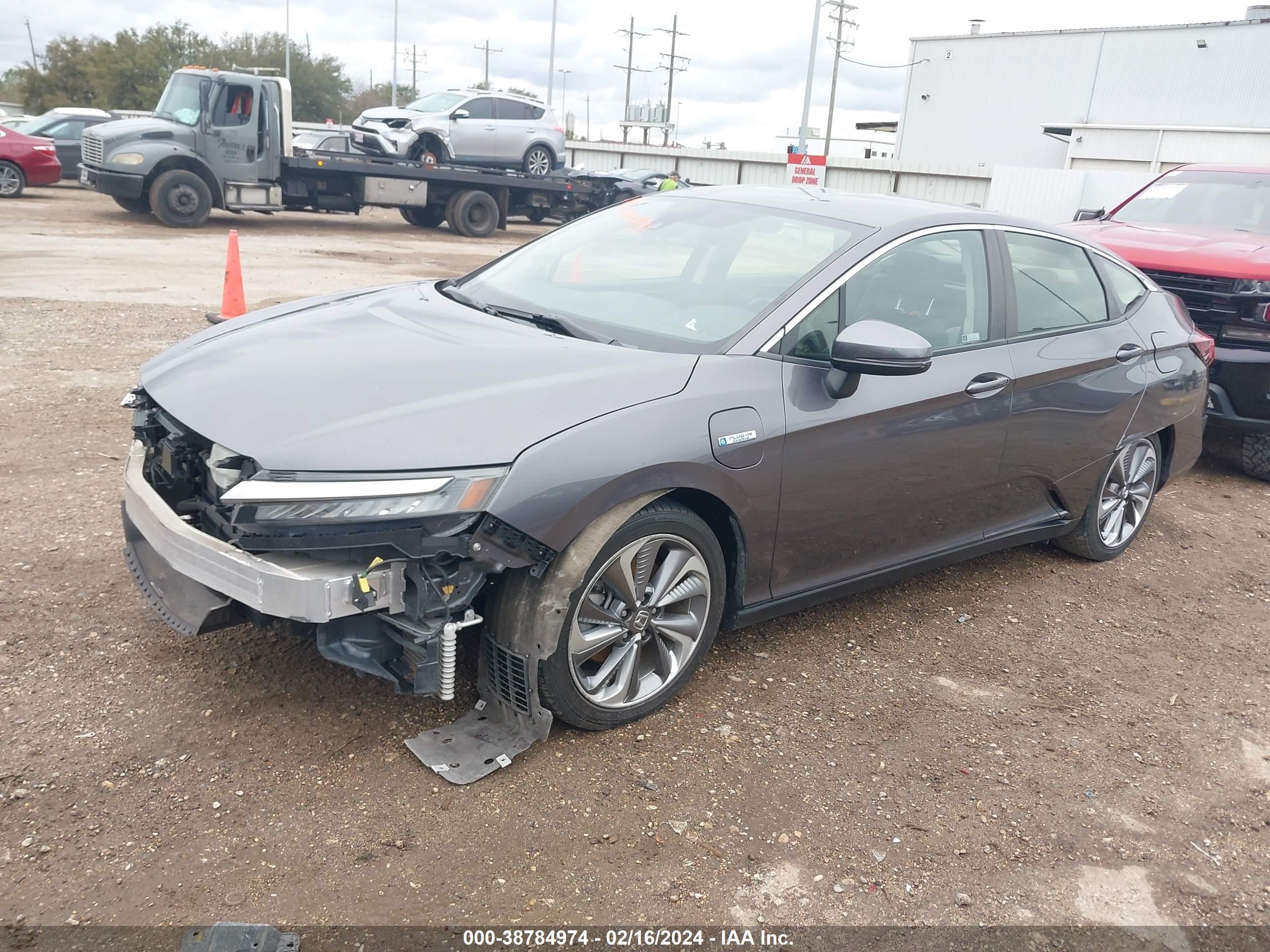 Photo 1 VIN: JHMZC5F32KC002426 - HONDA CLARITY 