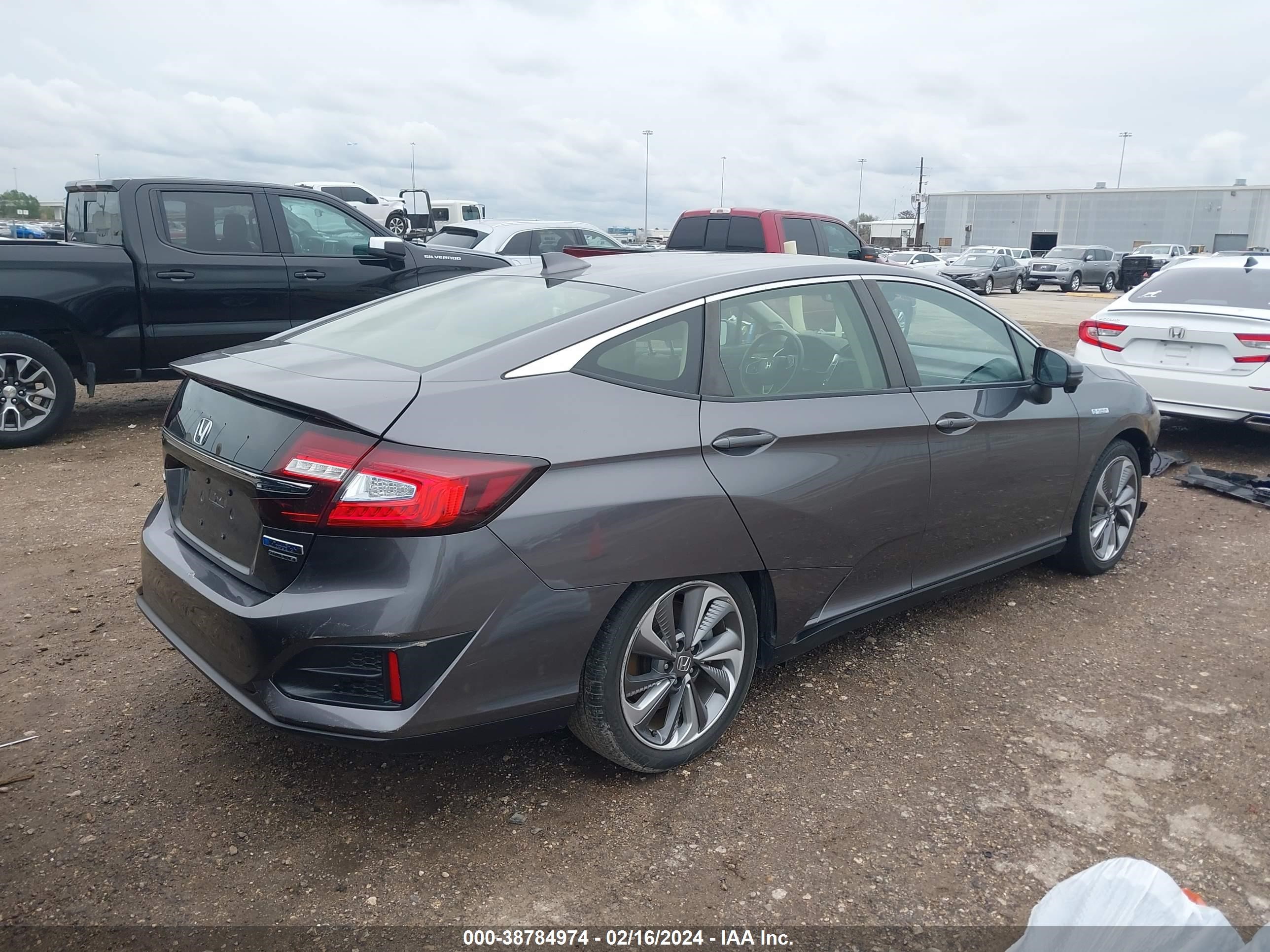 Photo 3 VIN: JHMZC5F32KC002426 - HONDA CLARITY 