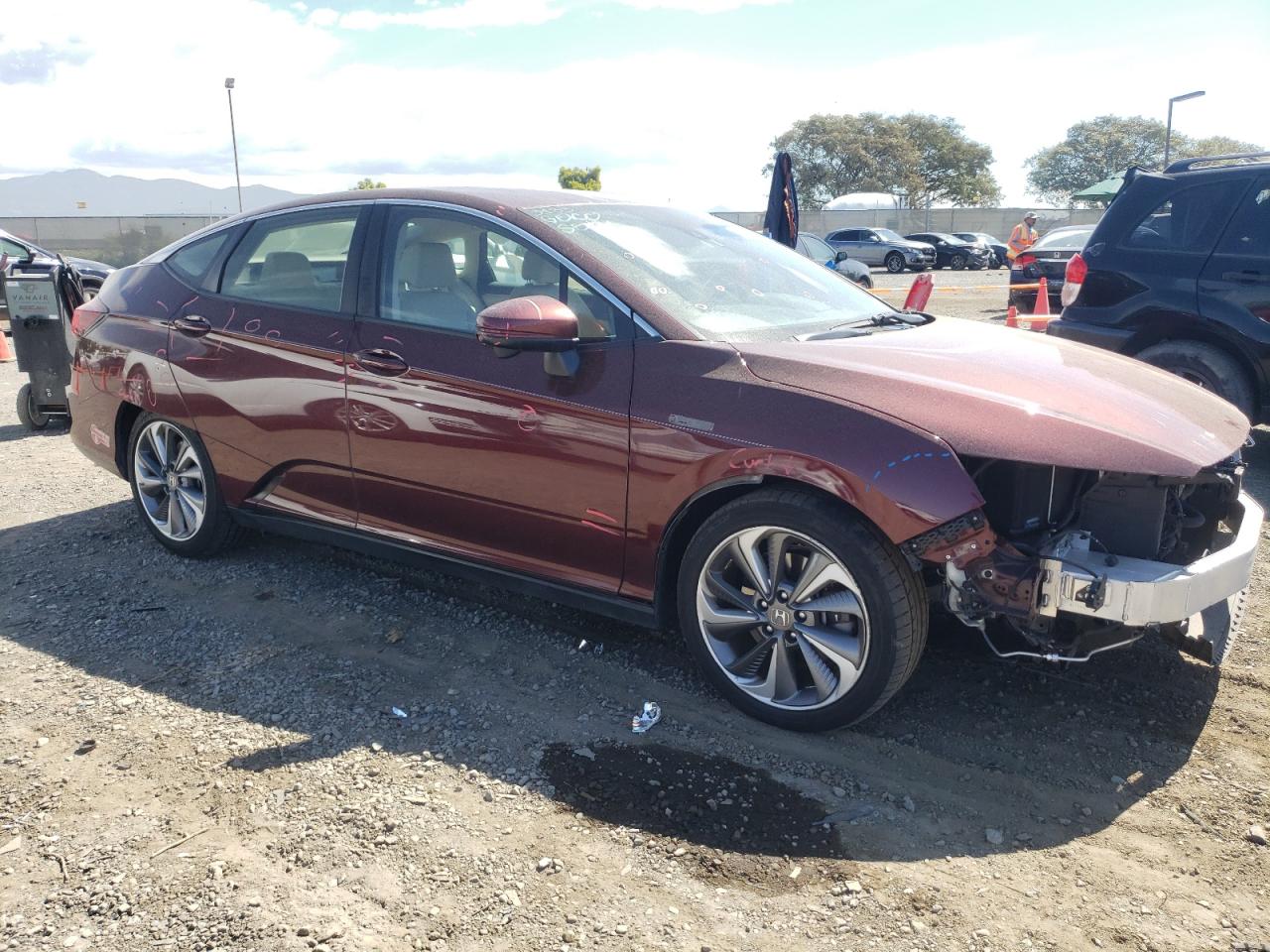 Photo 3 VIN: JHMZC5F35JC002676 - HONDA CLARITY 