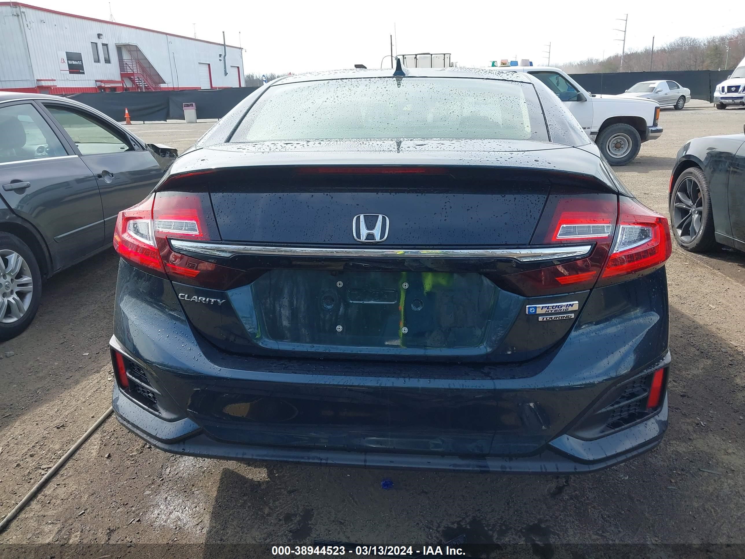 Photo 16 VIN: JHMZC5F35JC009885 - HONDA CLARITY 