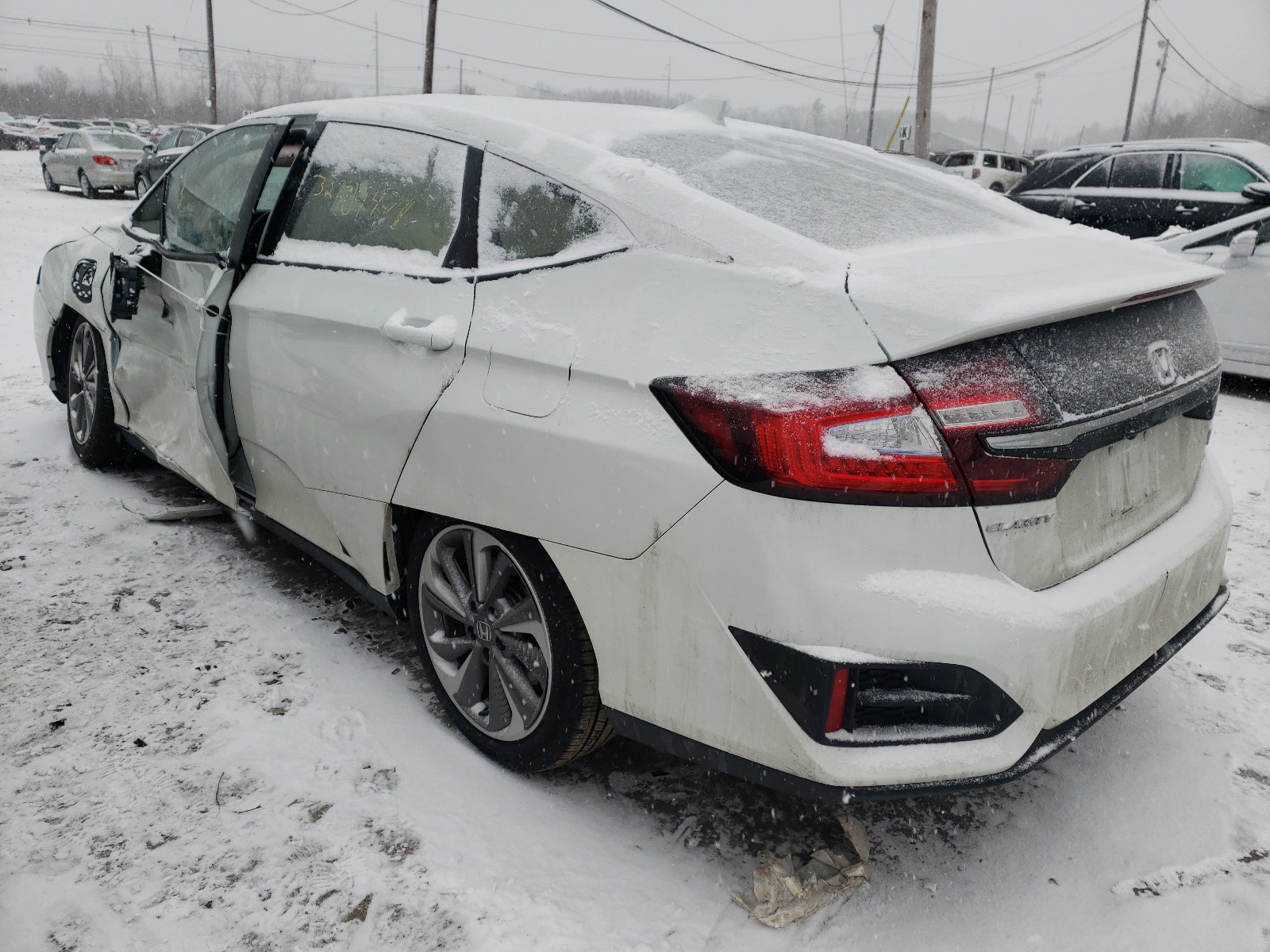 Photo 2 VIN: JHMZC5F35JC015055 - HONDA CLARITY 