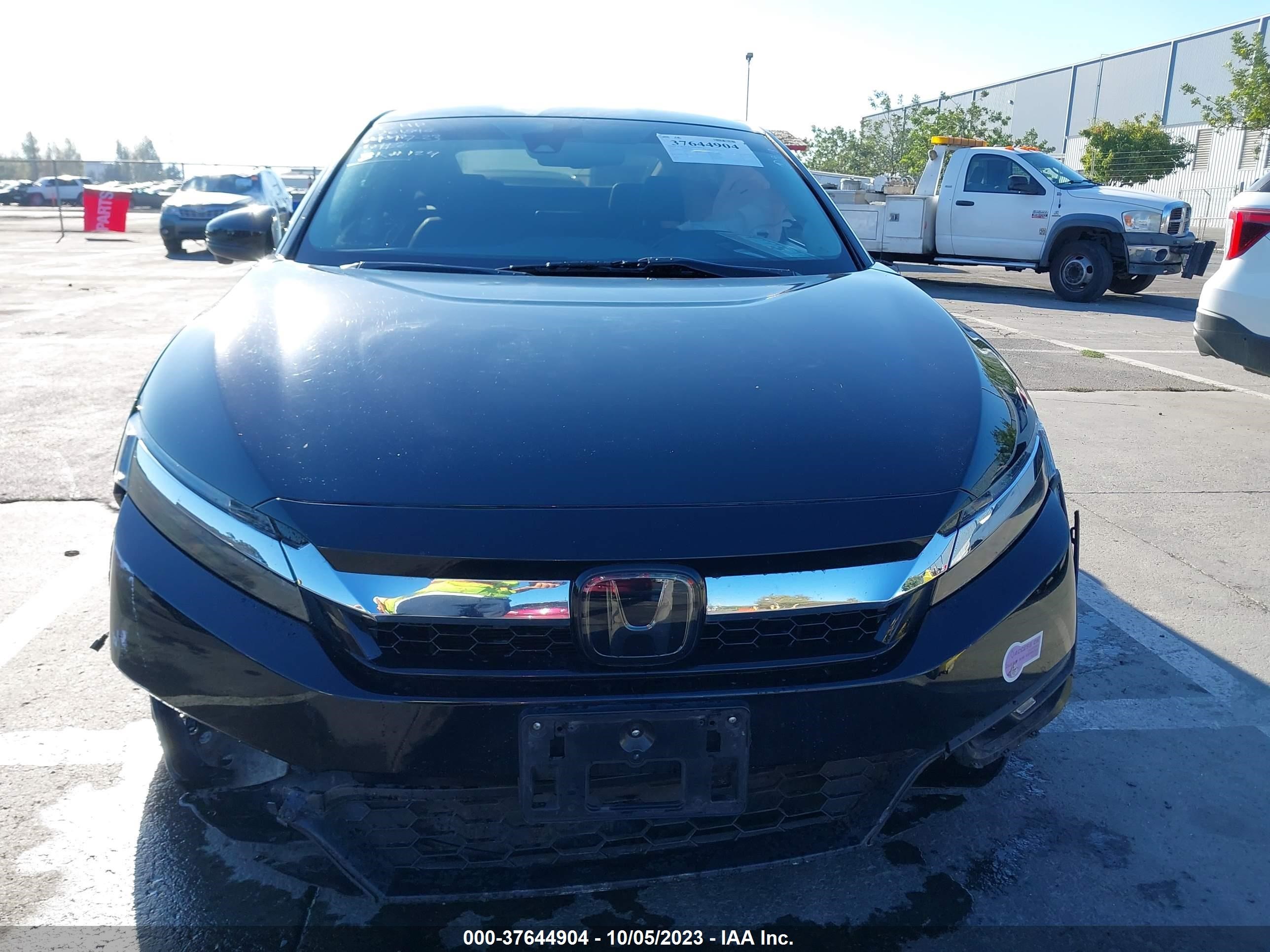 Photo 11 VIN: JHMZC5F35JC015265 - HONDA CLARITY 