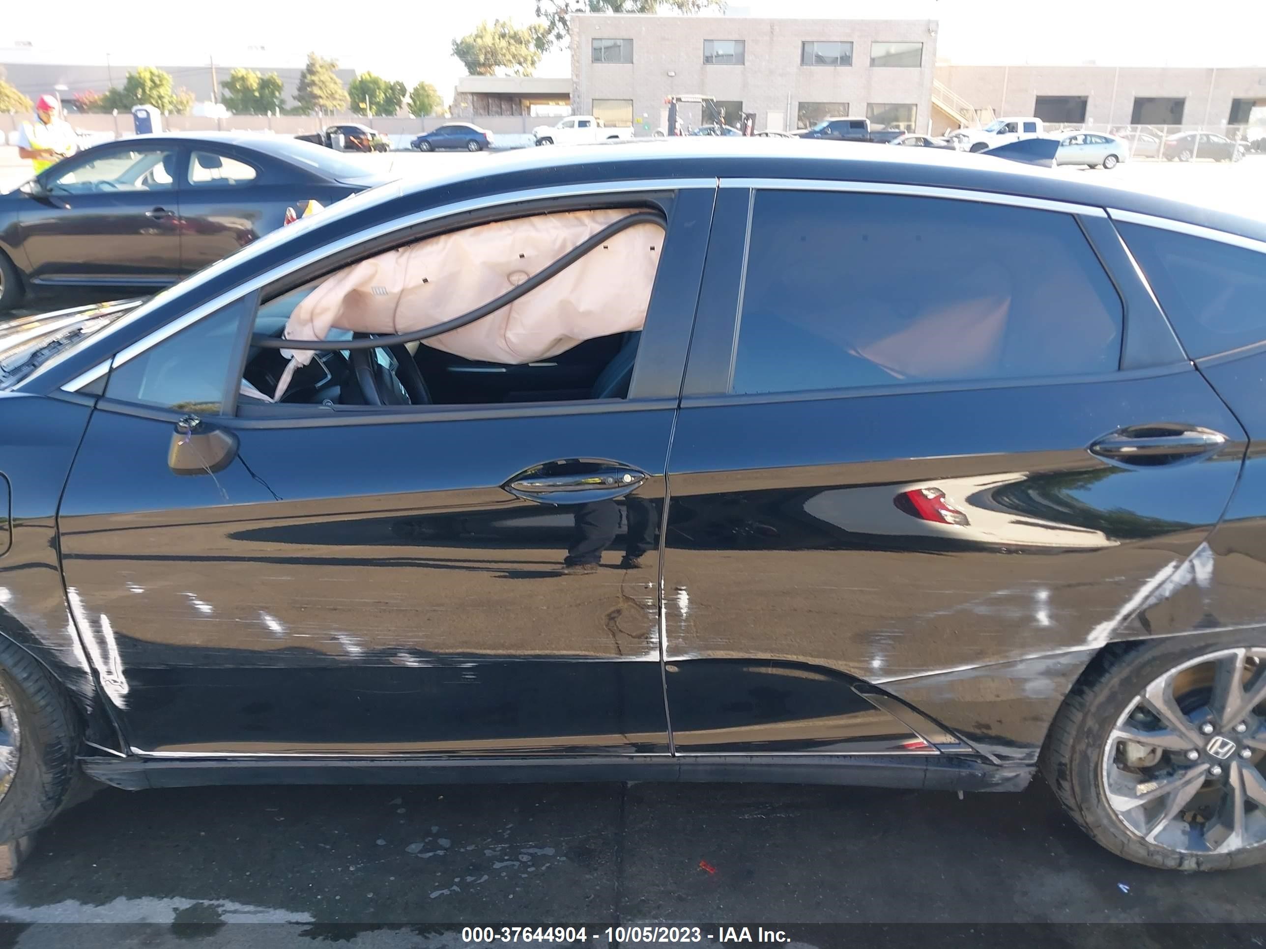 Photo 13 VIN: JHMZC5F35JC015265 - HONDA CLARITY 