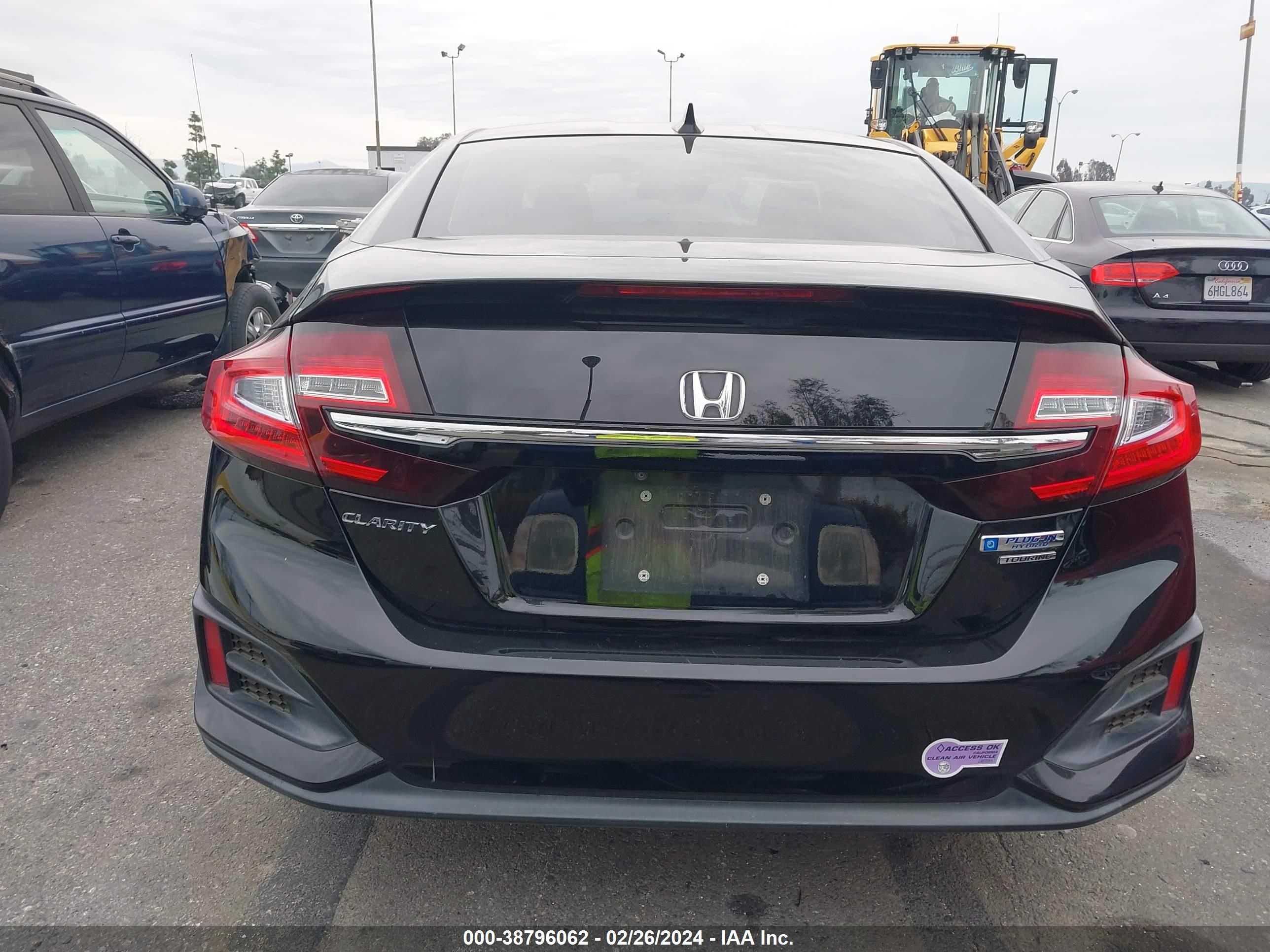 Photo 15 VIN: JHMZC5F35JC024063 - HONDA CLARITY 