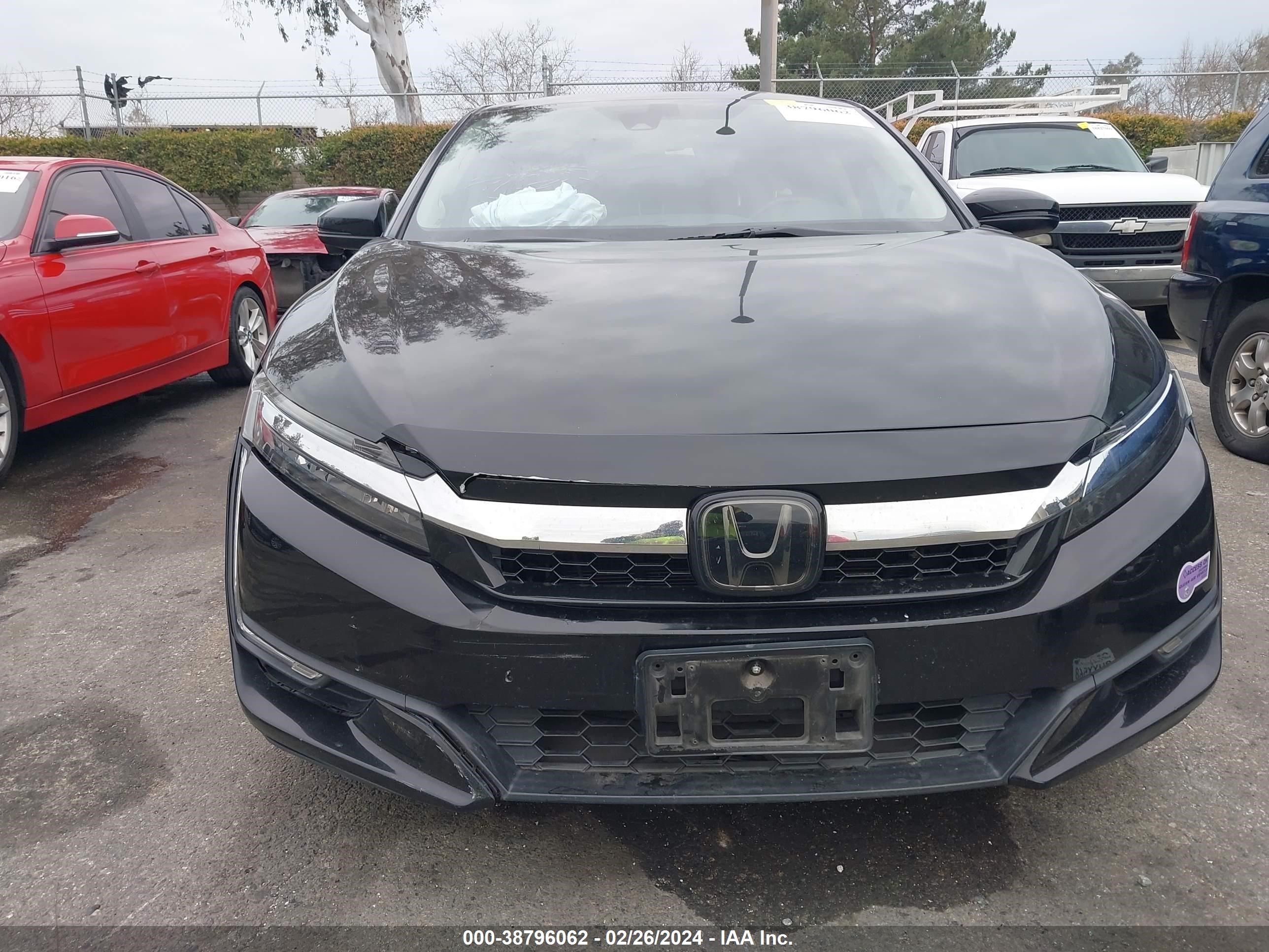 Photo 5 VIN: JHMZC5F35JC024063 - HONDA CLARITY 