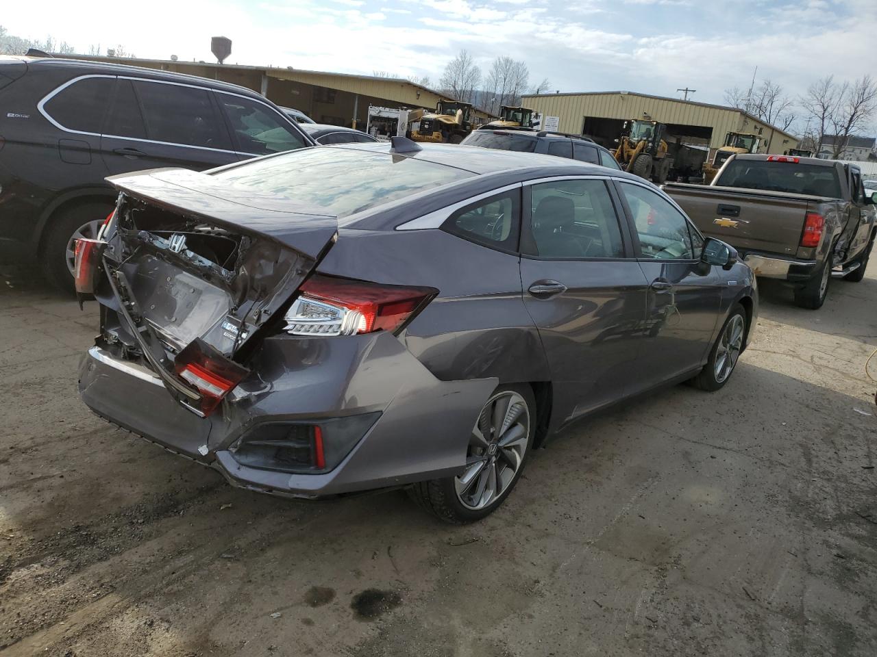 Photo 2 VIN: JHMZC5F36JC000970 - HONDA CLARITY 